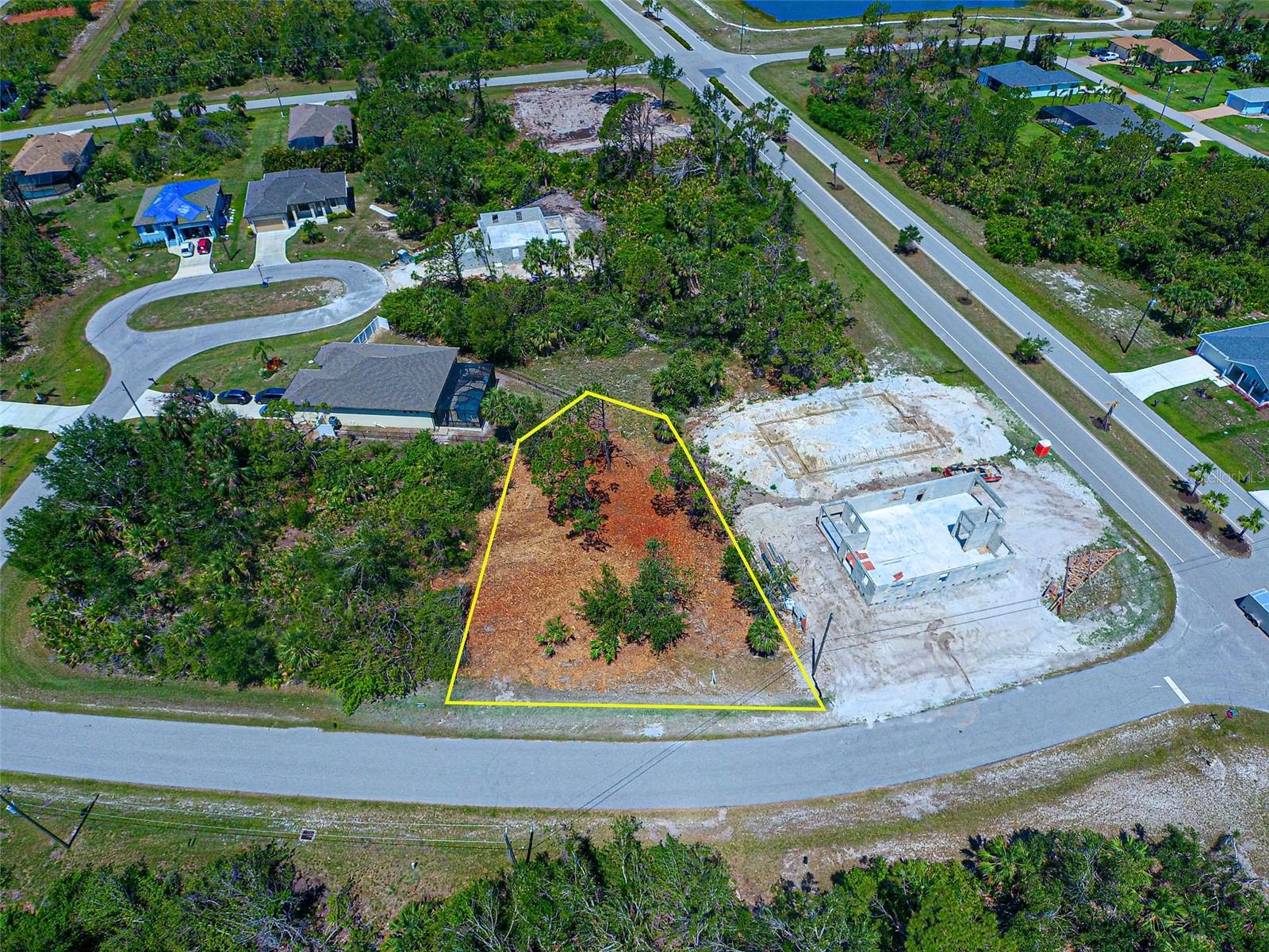 116 REDWOOD RD, ROTONDA WEST, FL — photo 4