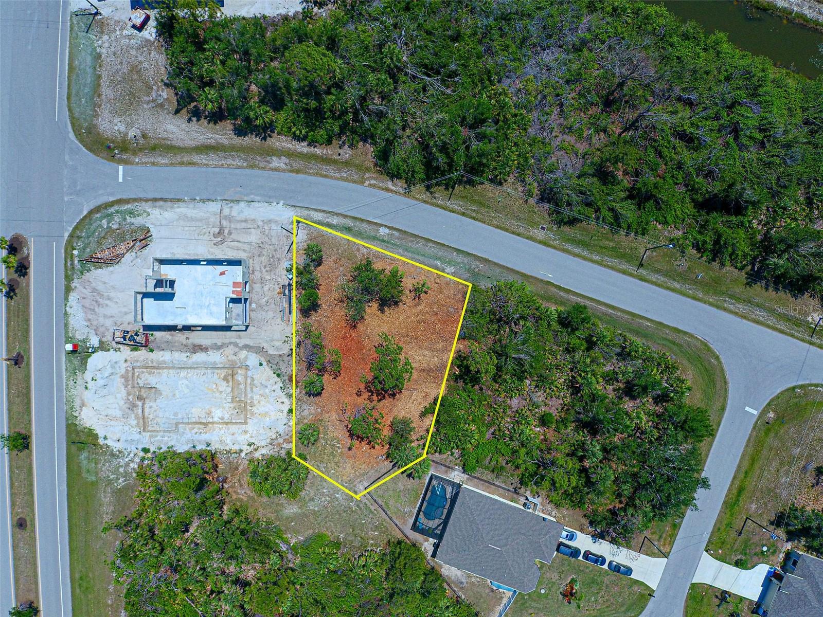 116 REDWOOD RD, ROTONDA WEST, FL — photo 9