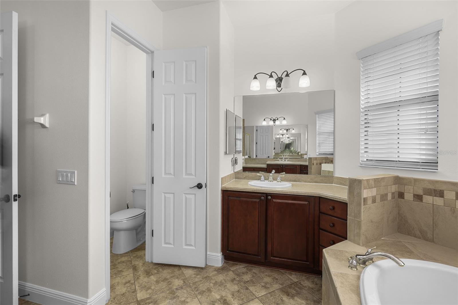 619 TAPATIO LN, KISSIMMEE, FL — photo 9