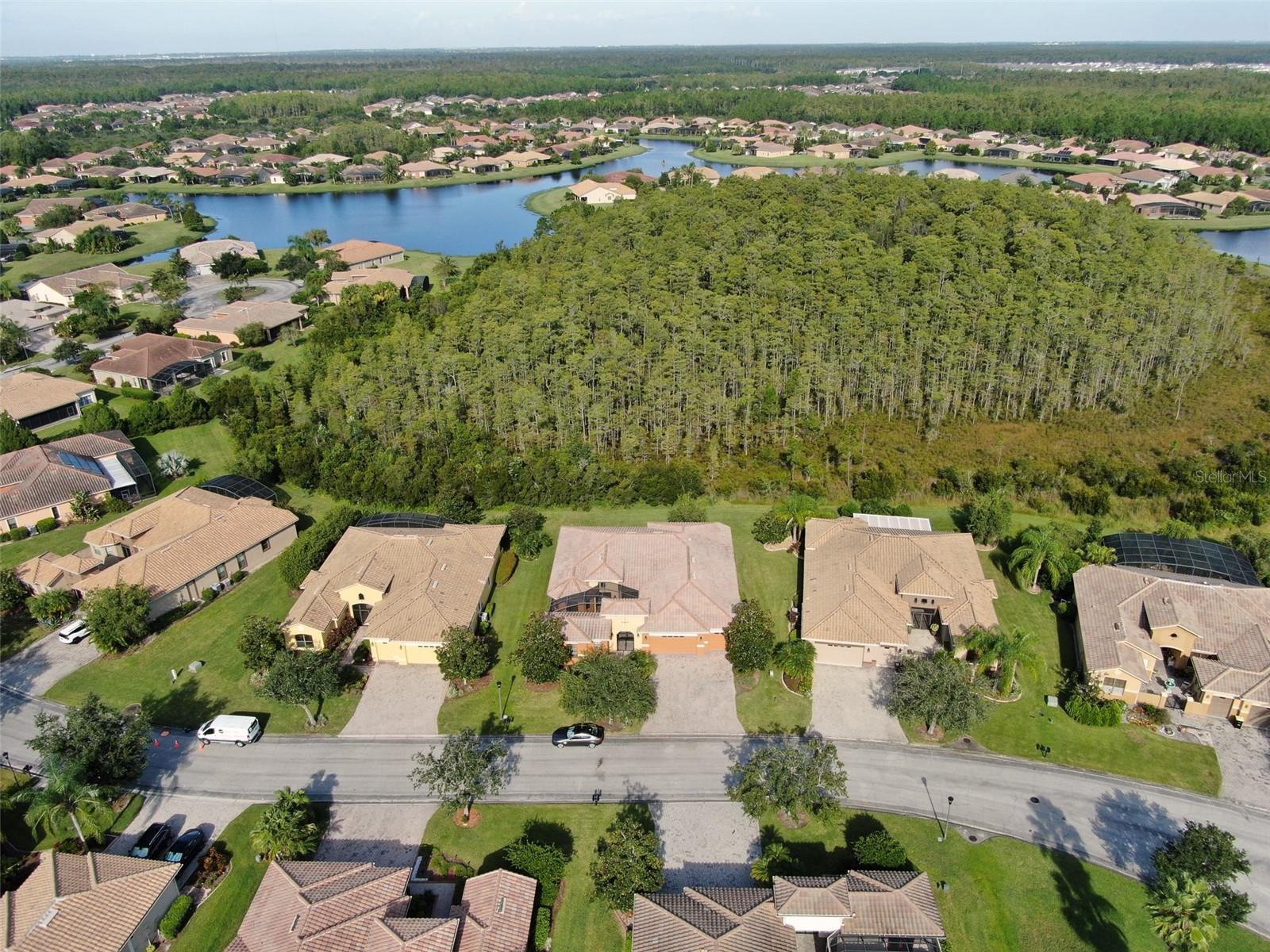 619 TAPATIO LN, KISSIMMEE, FL — photo 32