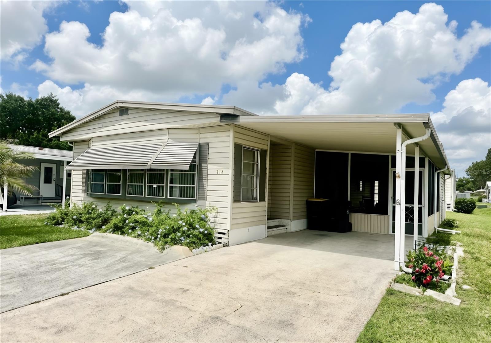 114 JANA CIR, AUBURNDALE, FL — photo 2