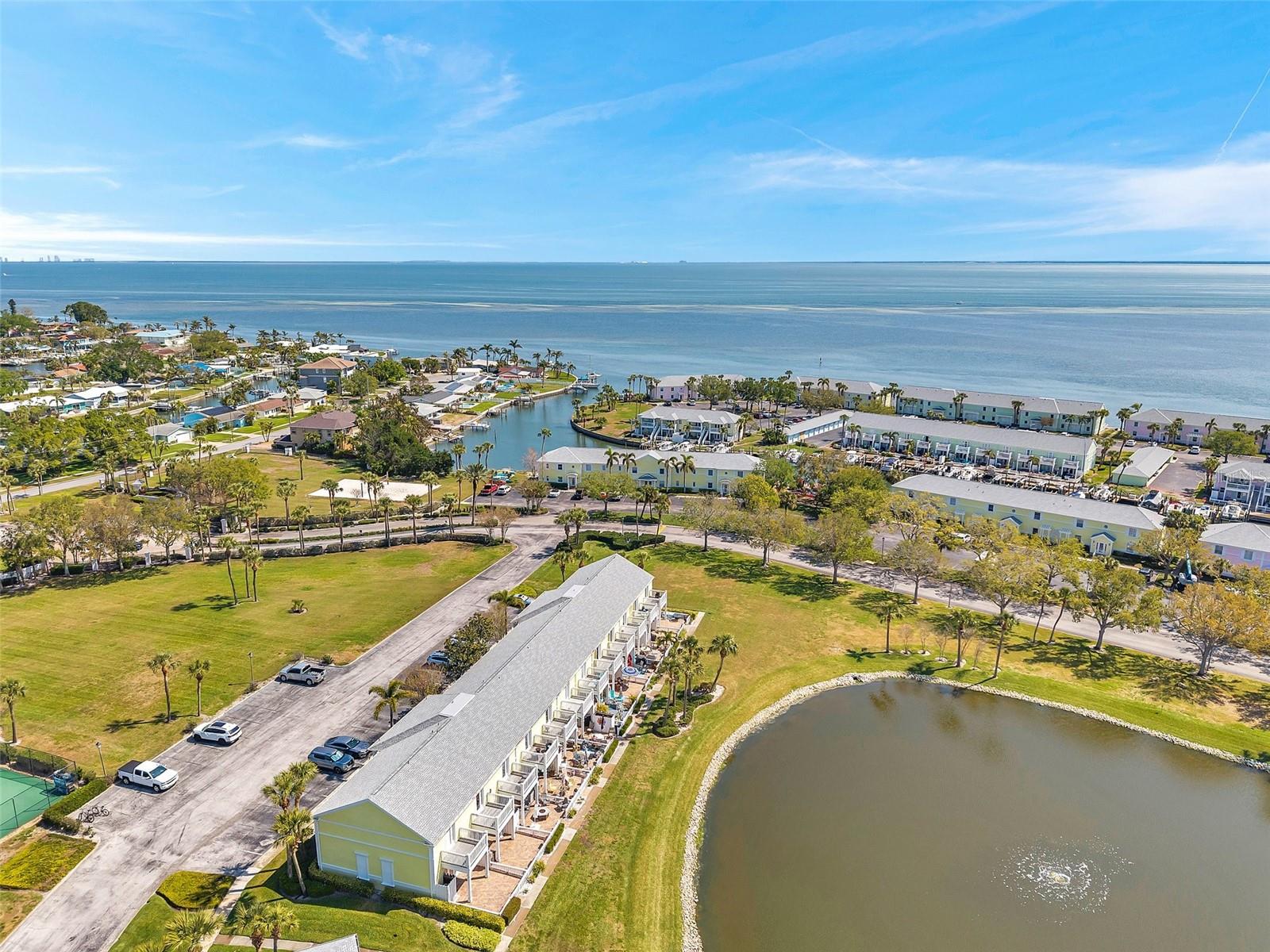 4766 SNOOK DR SE, ST PETERSBURG, FL — photo 38