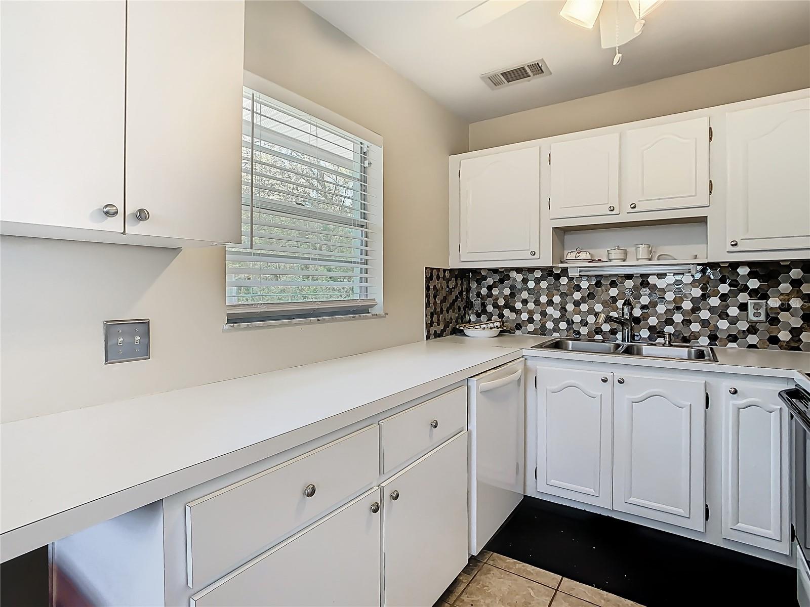 11917 BAYONET LN #11917, NEW PORT RICHEY, FL — photo 12
