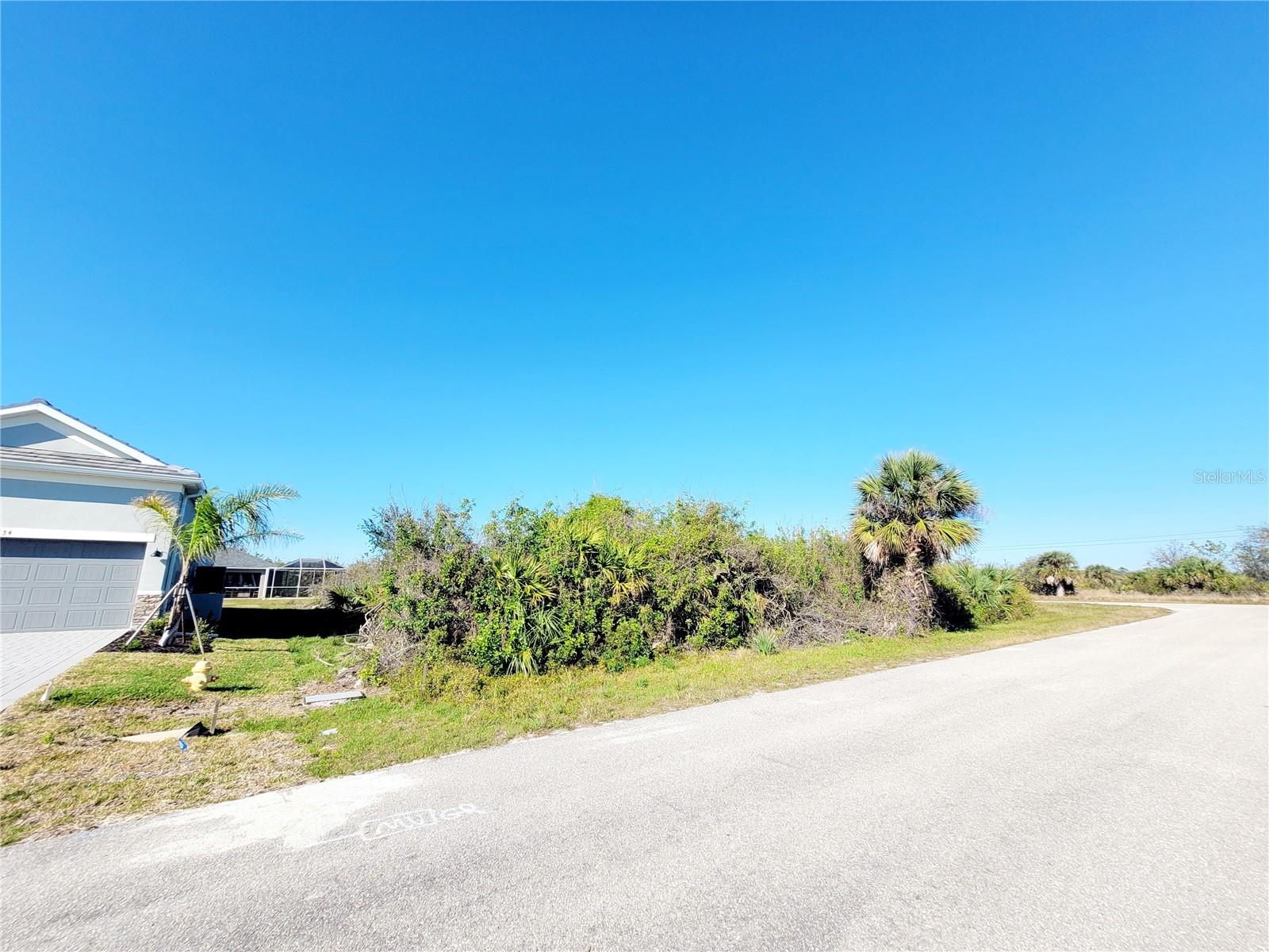 14442 AMESTOY AVE, PORT CHARLOTTE, FL — photo 4
