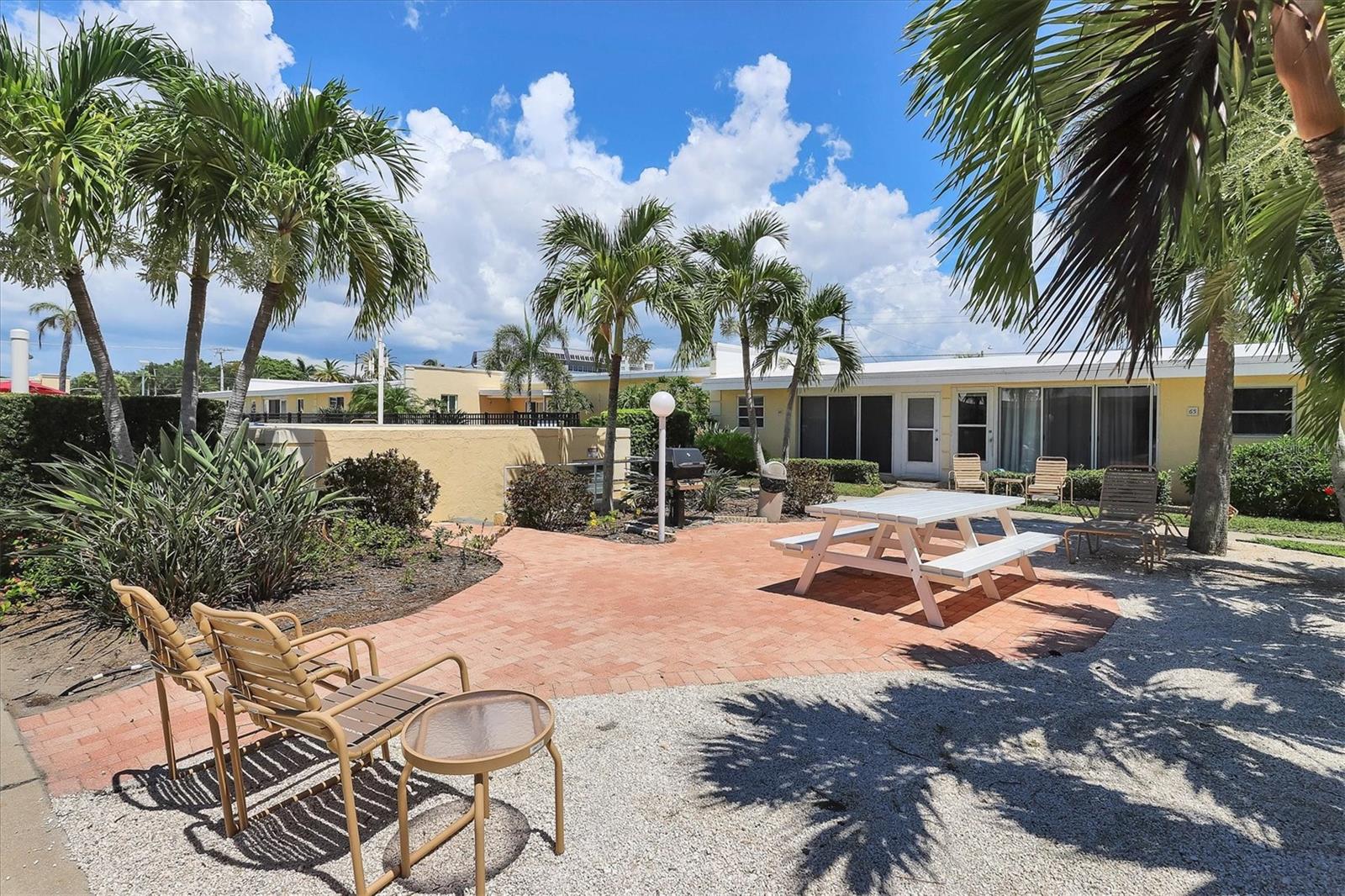6006 MIDNIGHT PASS RD #15, SARASOTA, FL — photo 25