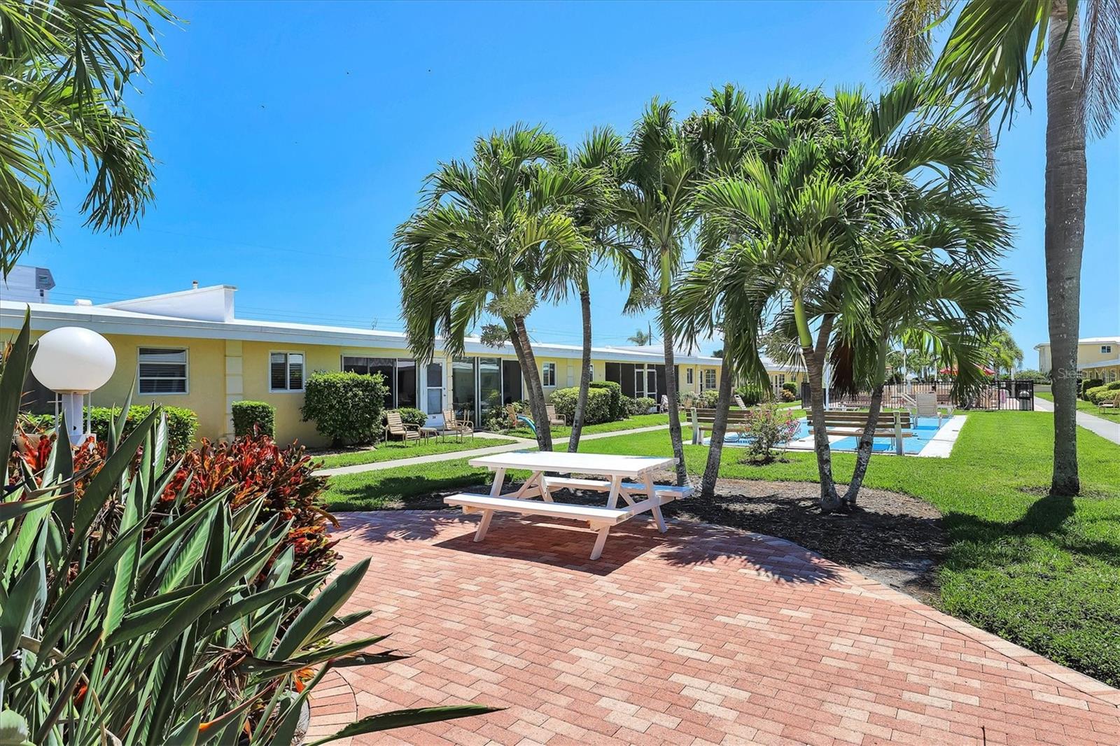 6006 MIDNIGHT PASS RD #15, SARASOTA, FL — photo 26