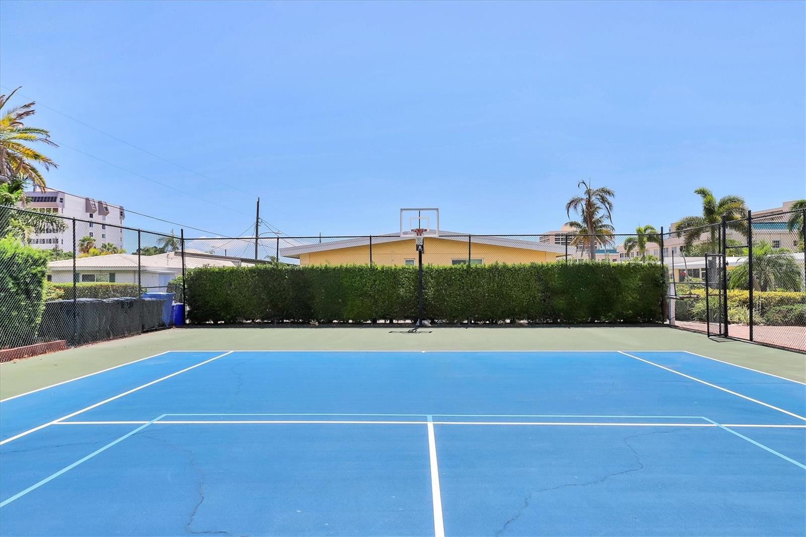 6006 MIDNIGHT PASS RD #15, SARASOTA, FL — photo 31