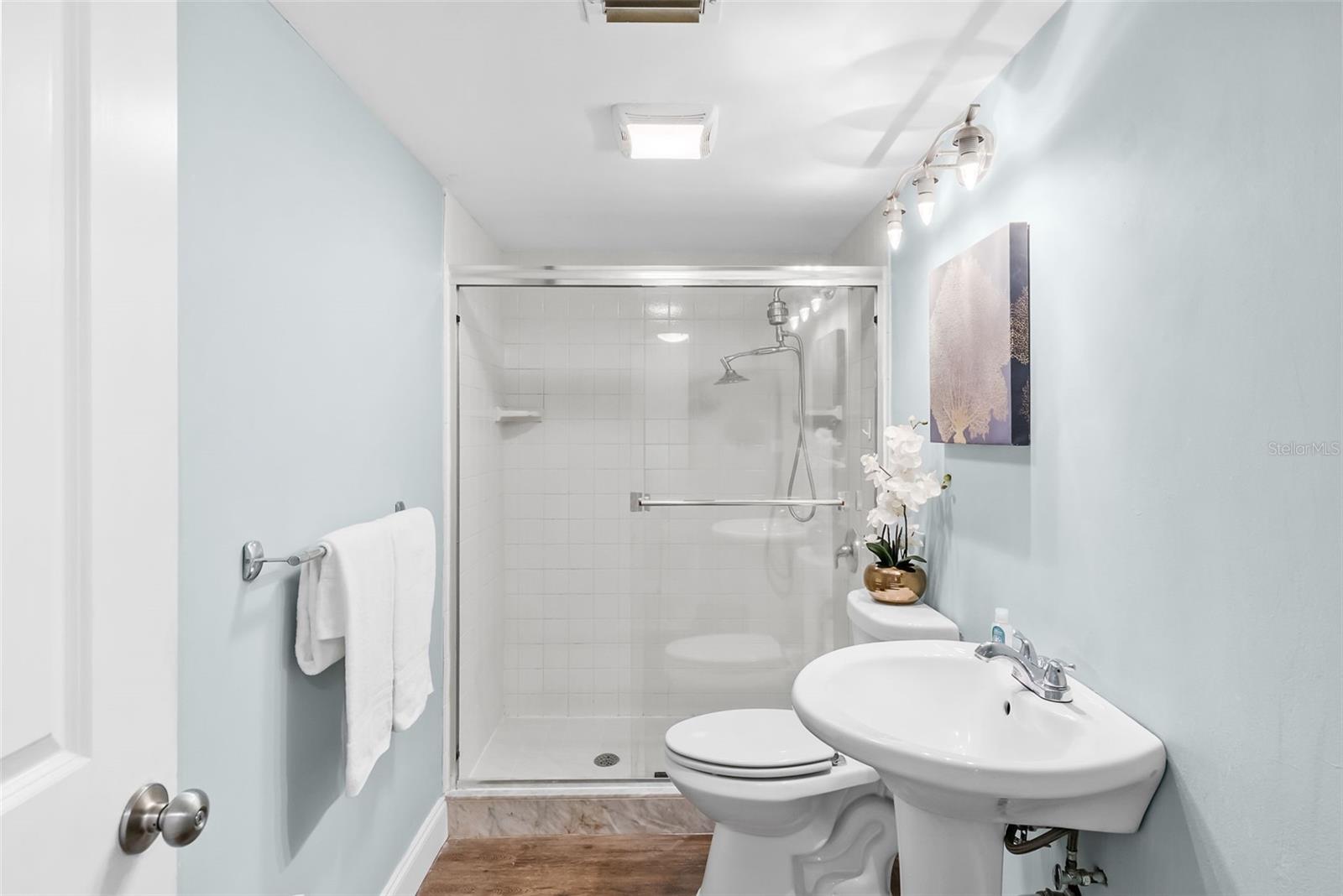 426 32ND AVE N #102E, ST PETERSBURG, FL — photo 11