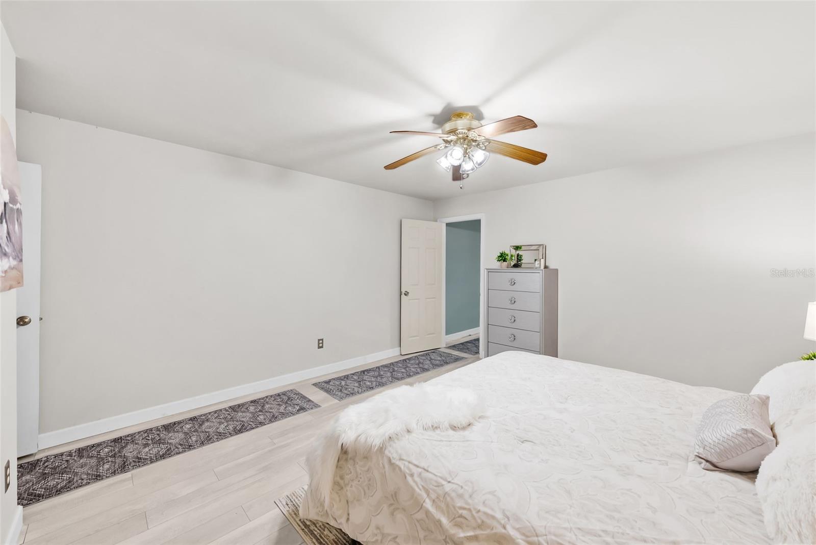 426 32ND AVE N #102E, ST PETERSBURG, FL — photo 14