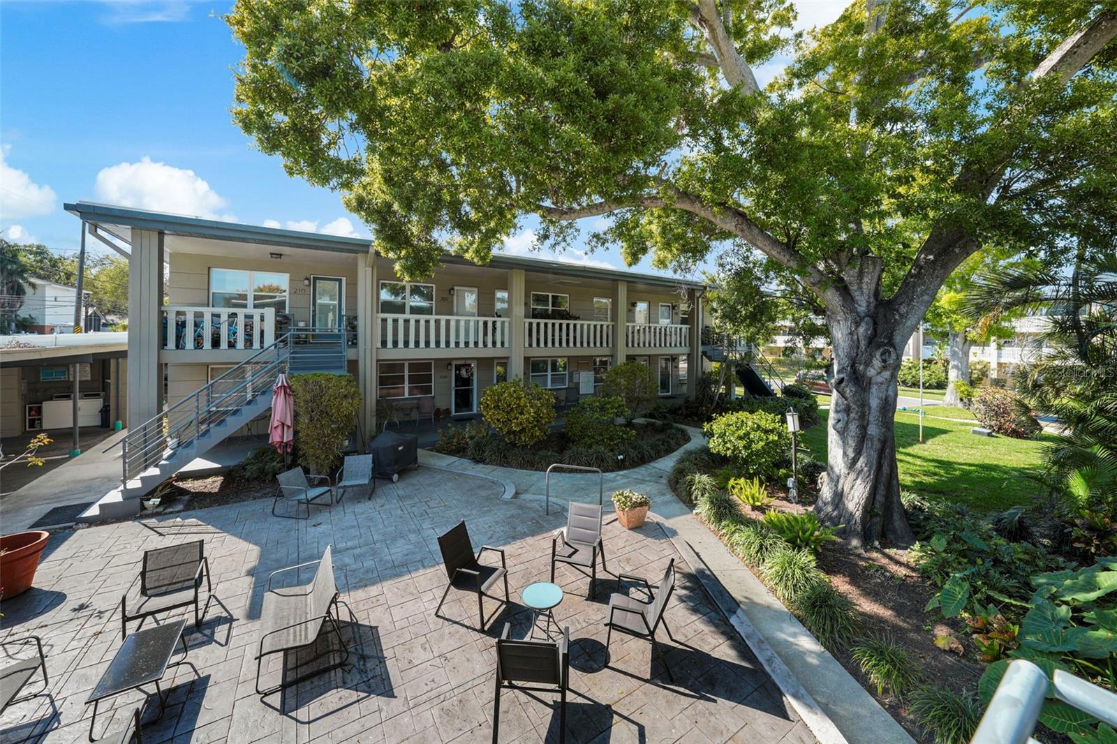 426 32ND AVE N #102E, ST PETERSBURG, FL — photo 18