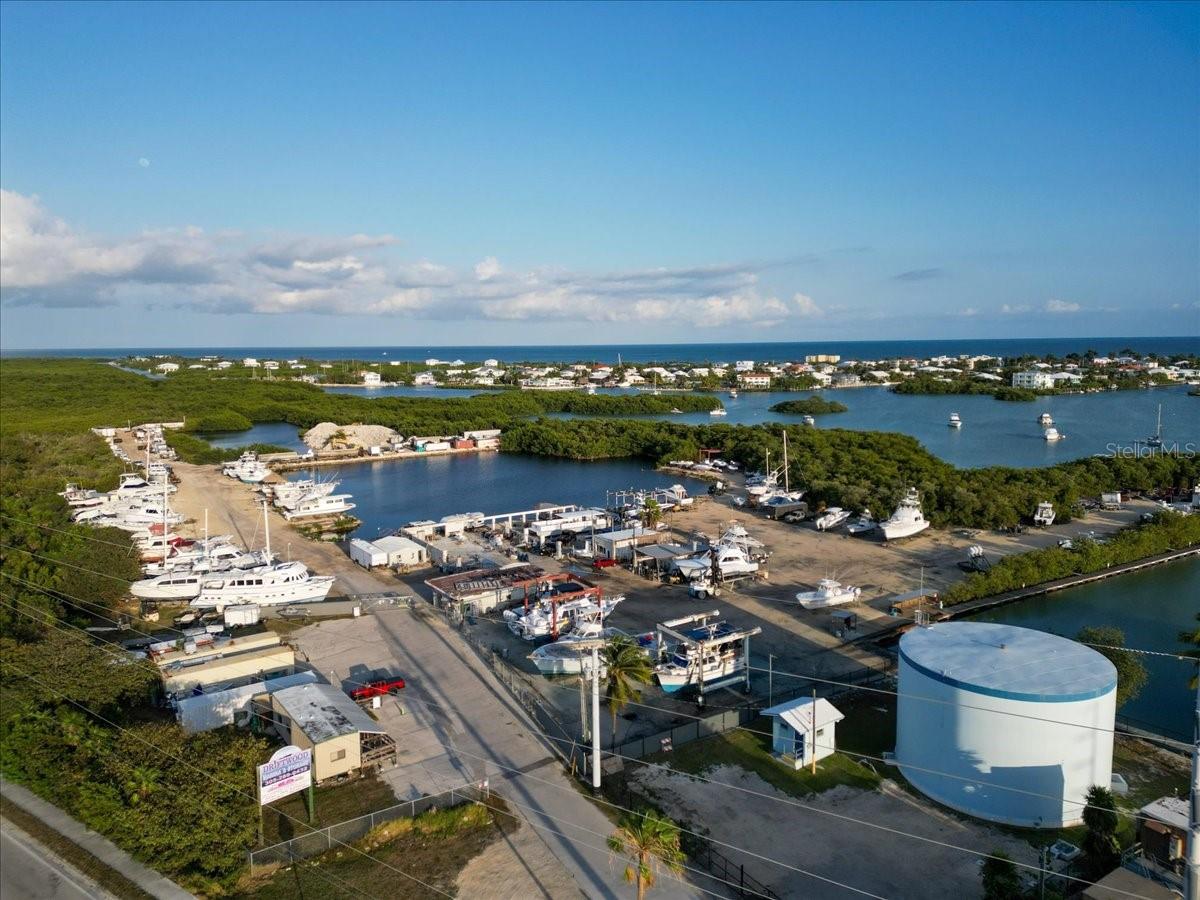 13900 OVERSEAS HWY, MARATHON, FL — photo 18