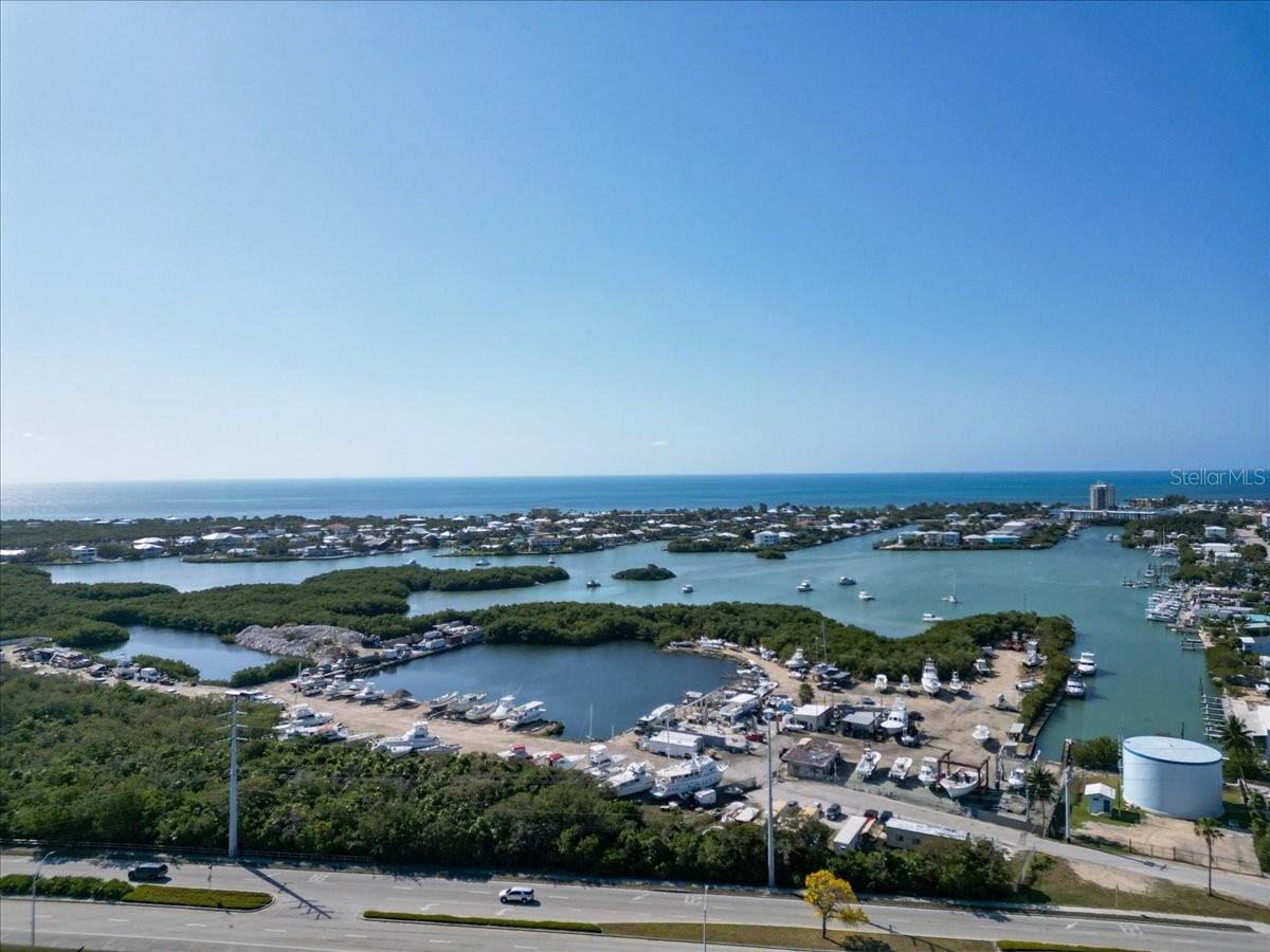 13900 OVERSEAS HWY, MARATHON, FL — photo 23