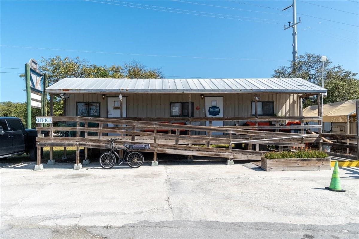 13900 OVERSEAS HWY, MARATHON, FL — photo 25