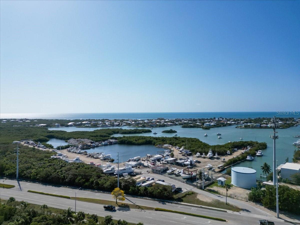 13900 OVERSEAS HWY, MARATHON, FL — photo 29