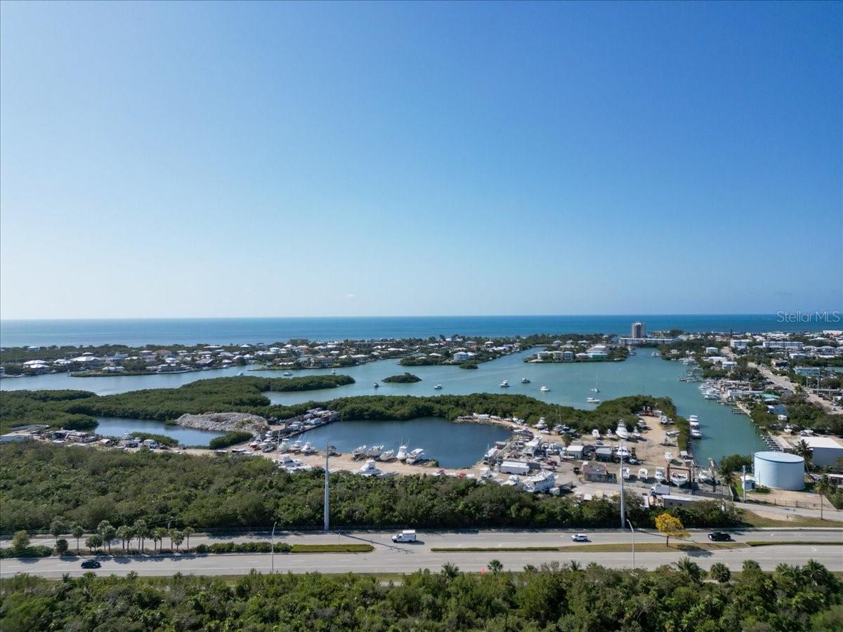 13900 OVERSEAS HWY, MARATHON, FL — photo 30