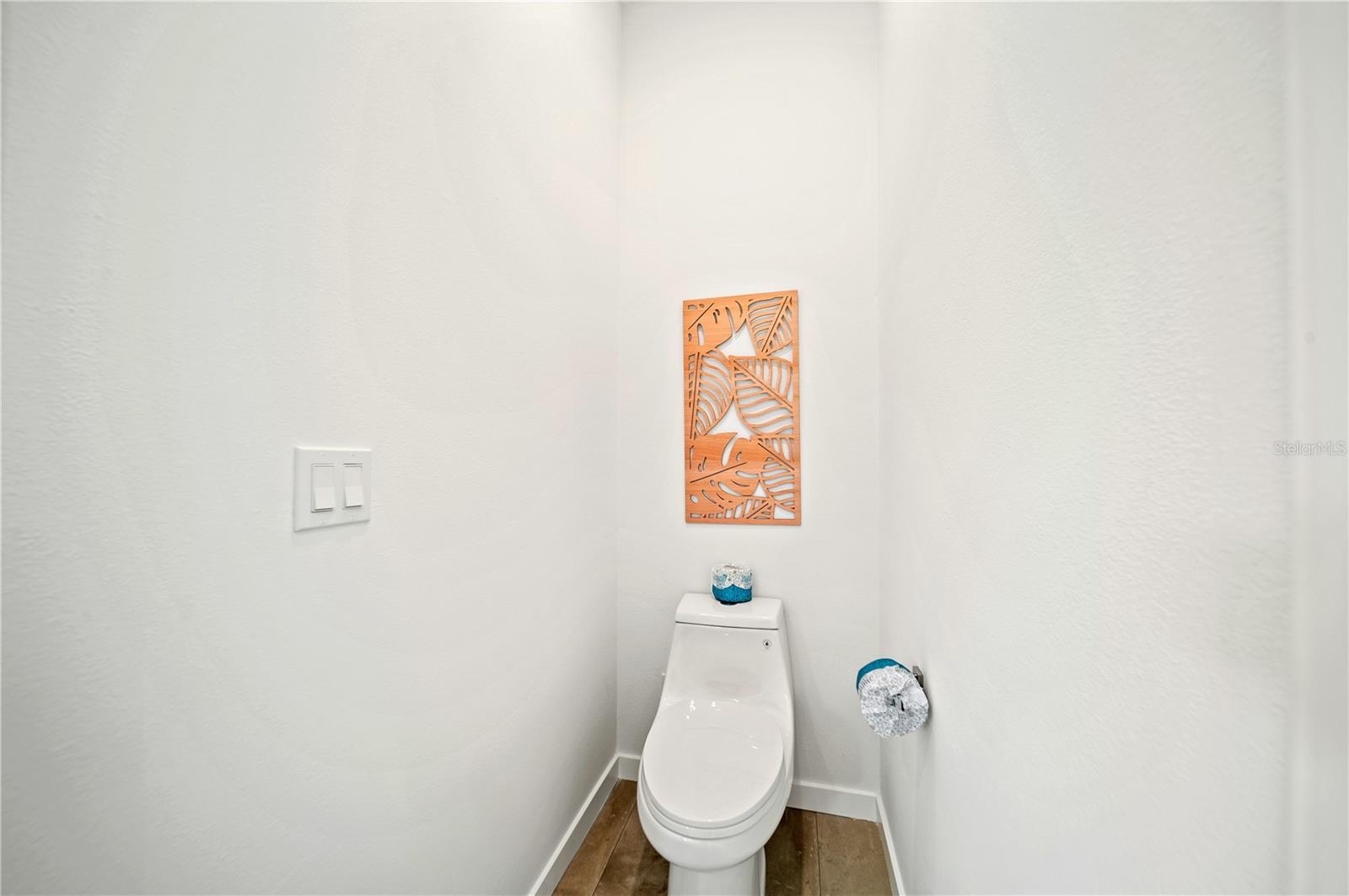 2327 HILLVIEW ST, SARASOTA, FL — photo 29