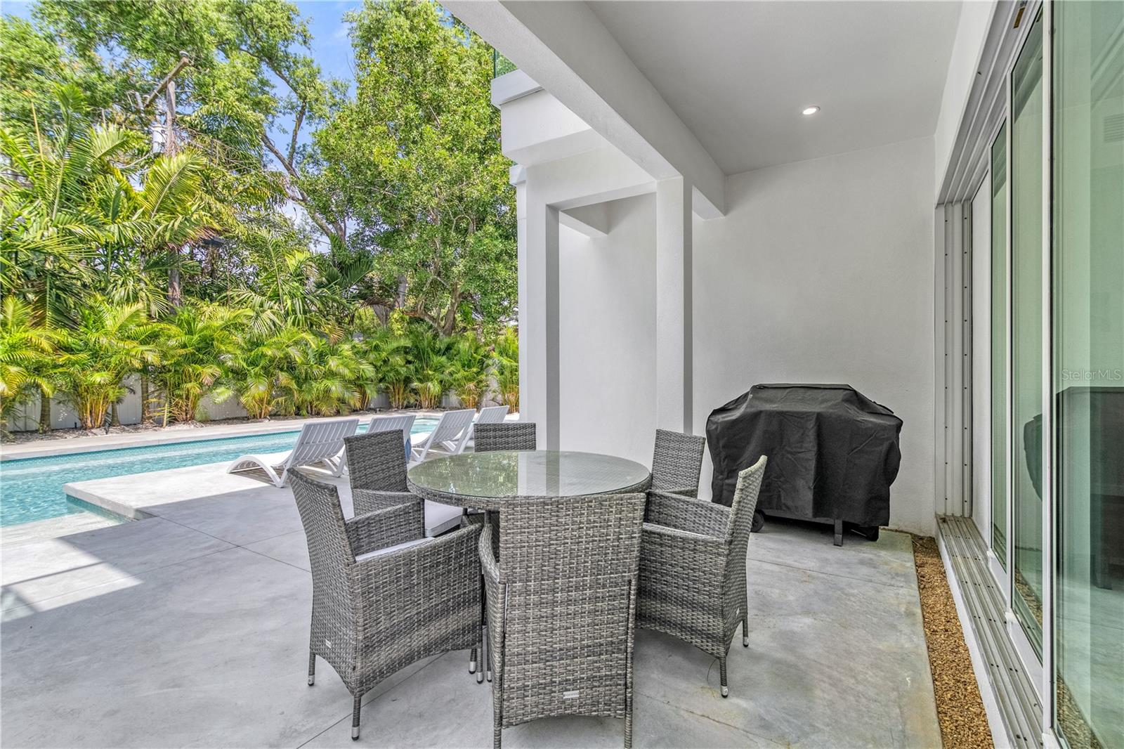 2327 HILLVIEW ST, SARASOTA, FL — photo 47