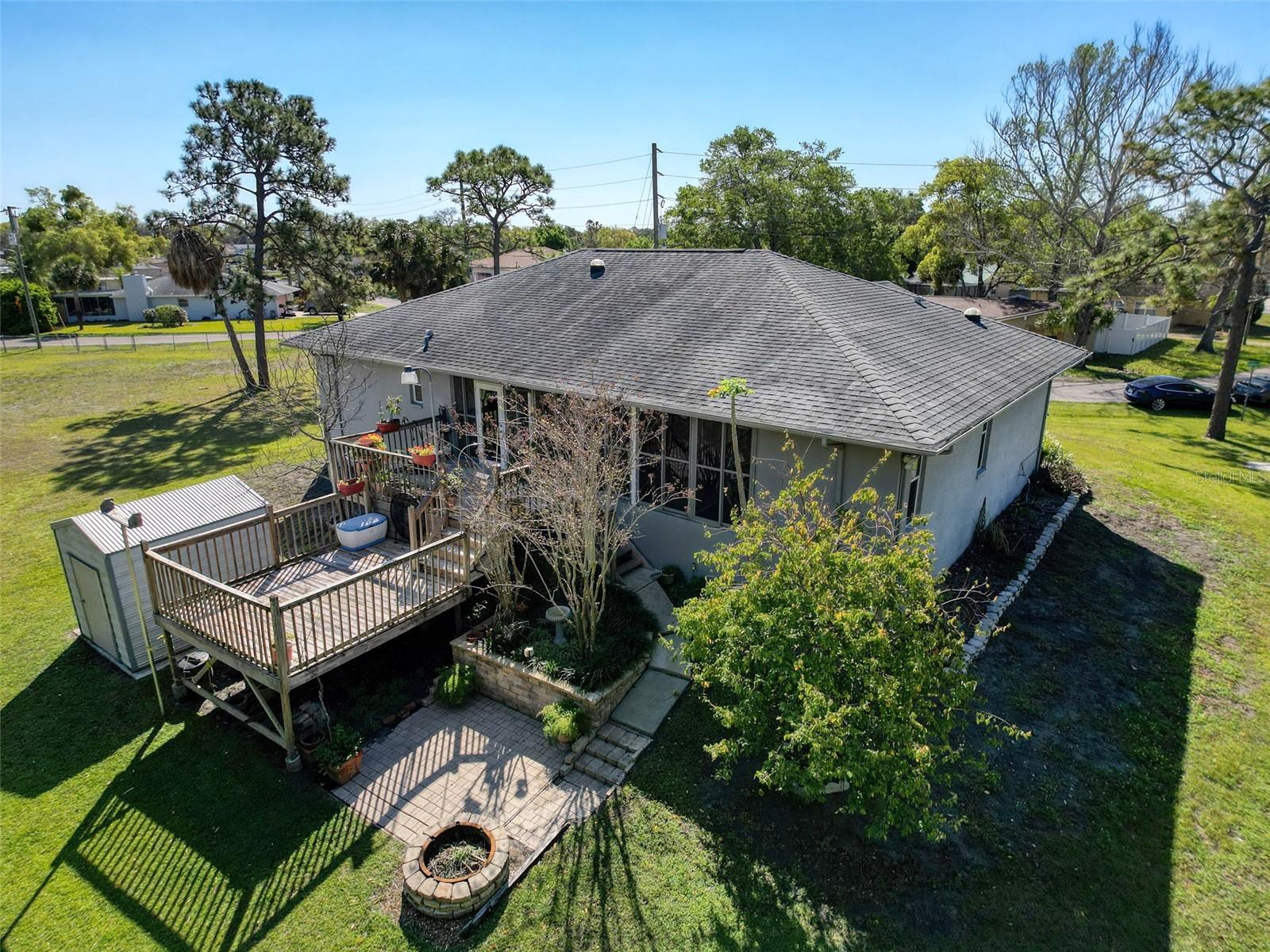 8437 INDIES DR, HUDSON, FL — photo 11