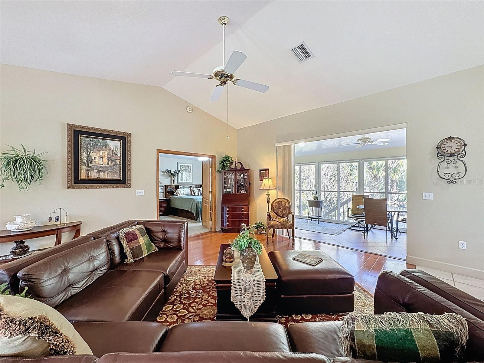 8437 INDIES DR, HUDSON, FL — photo 19