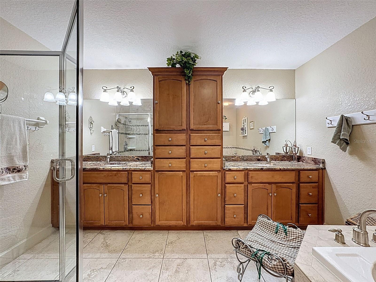 8437 INDIES DR, HUDSON, FL — photo 37