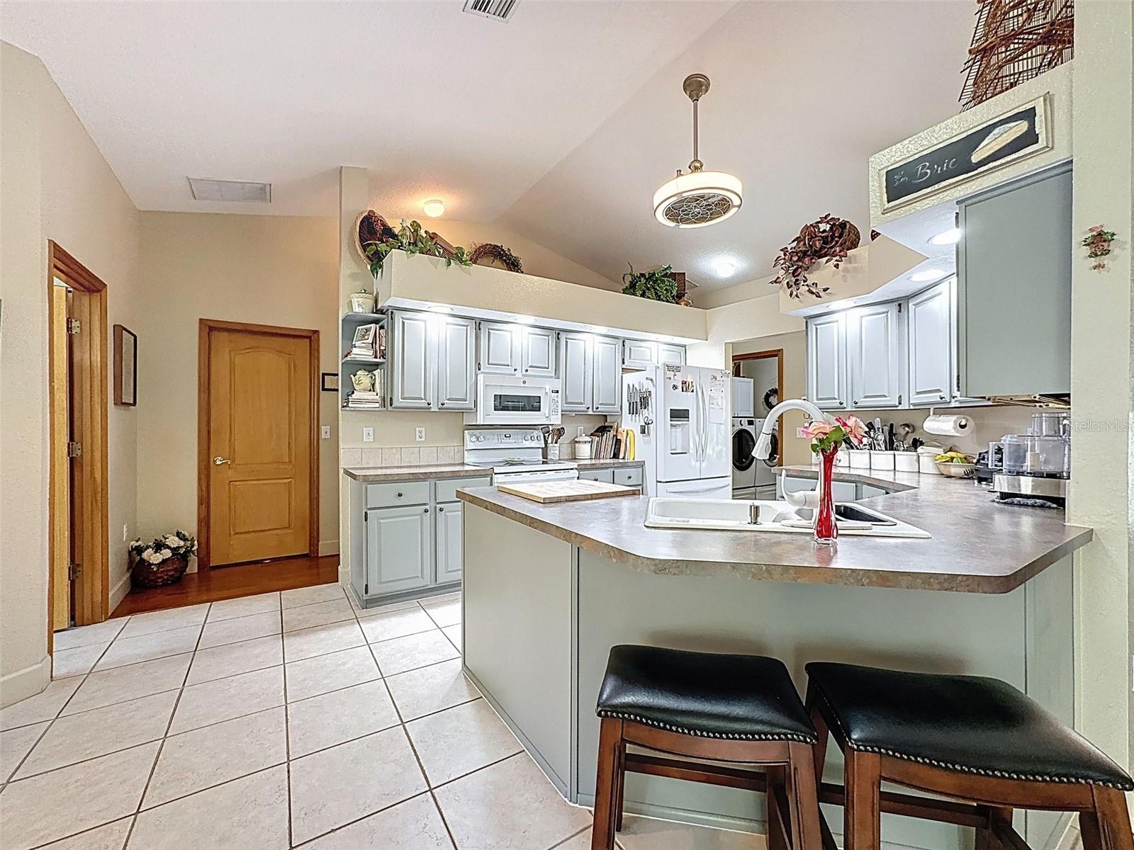 8437 INDIES DR, HUDSON, FL — photo 24