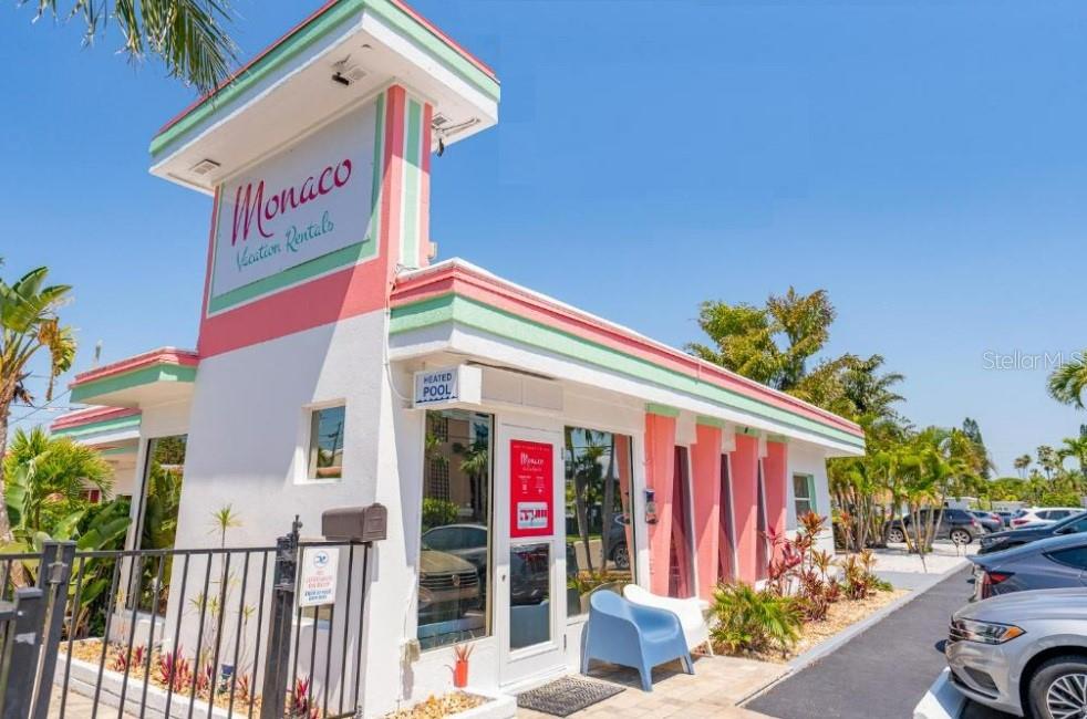 648 POINSETTIA AVE, CLEARWATER BEACH, FL