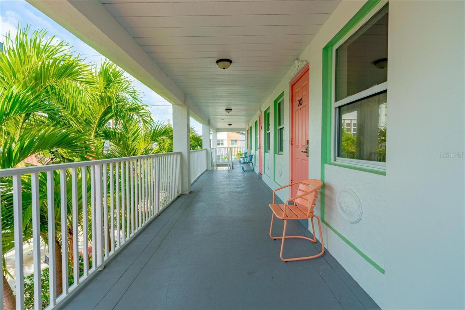 333 HAMDEN DR, CLEARWATER BEACH, FL — photo 12