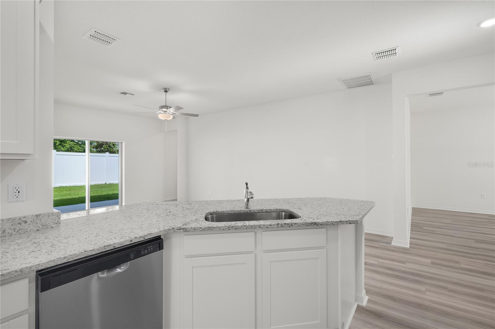 13284 TULA LOOP, ASTATULA, FL — photo 9