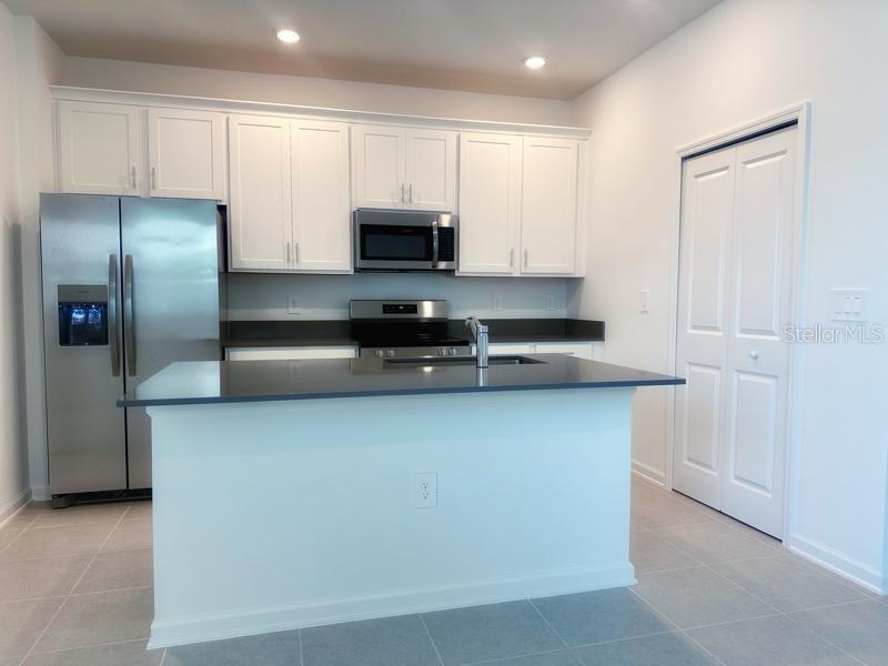 2639 CANDIED APPLE ALY, KISSIMMEE, FL — photo 3