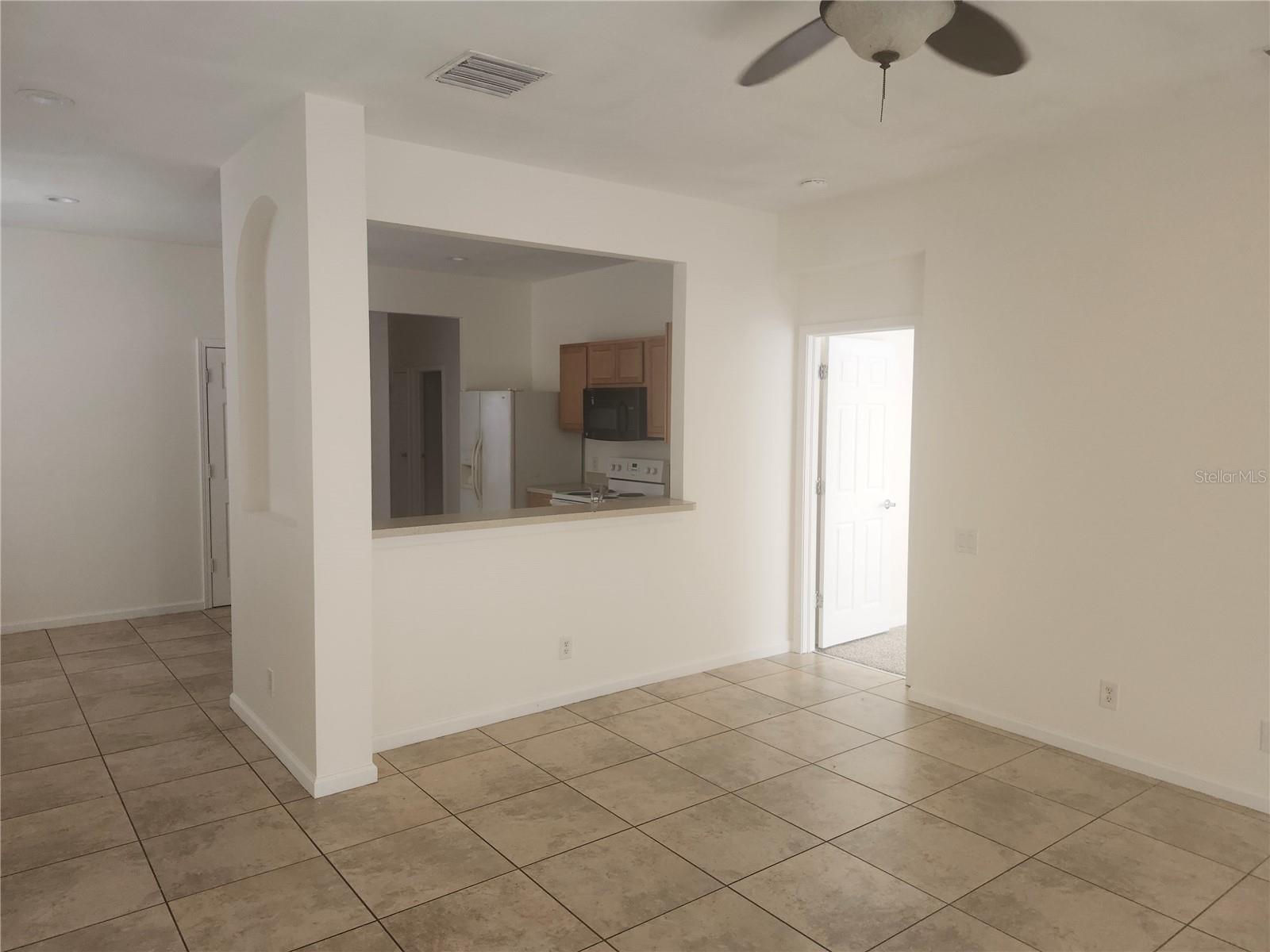 14656 WAKE ROBIN DR, BROOKSVILLE, FL — photo 3