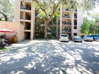 1540 RIVERSIDE DR #14 — photo 1