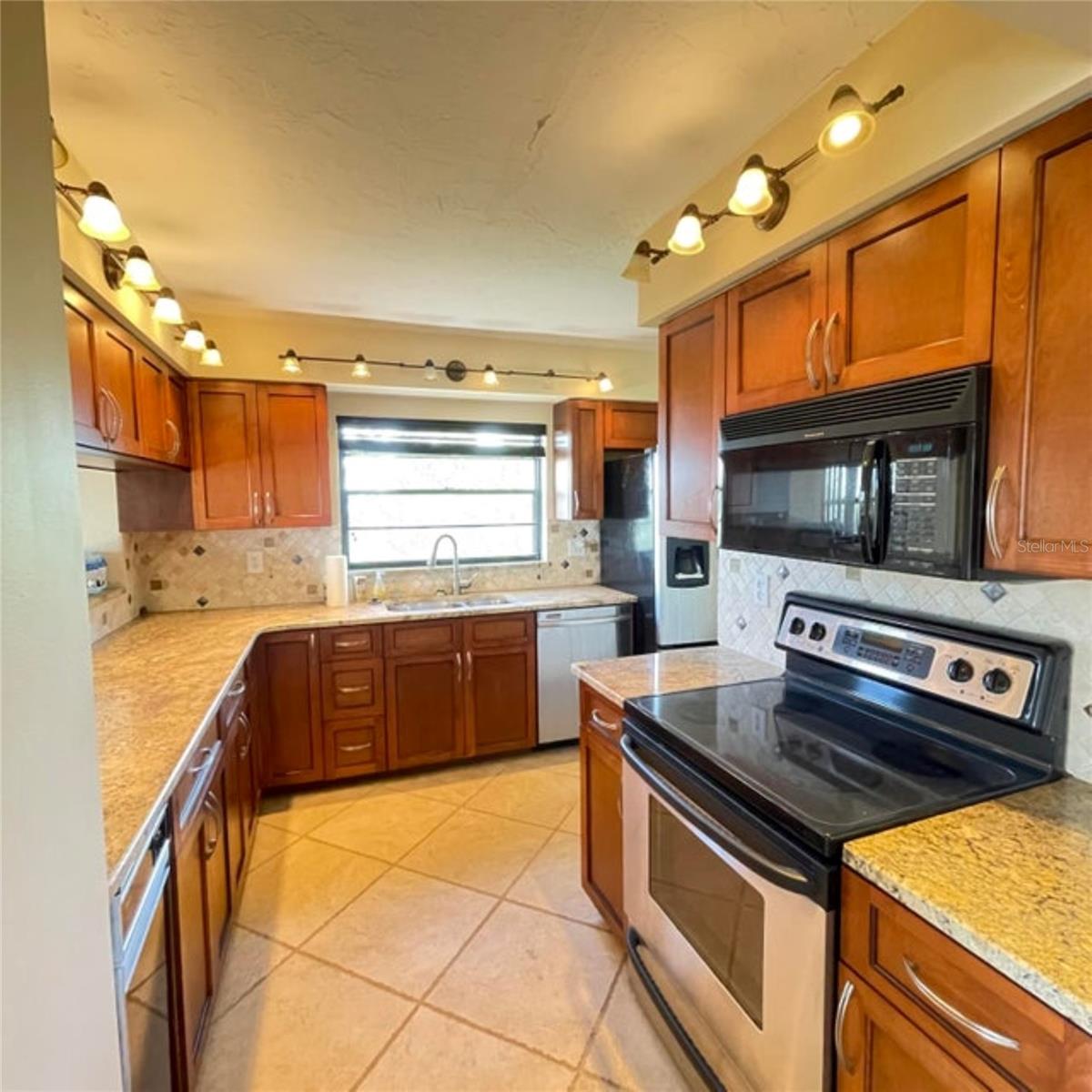 1540 RIVERSIDE DR #14, TITUSVILLE, FL — photo 15