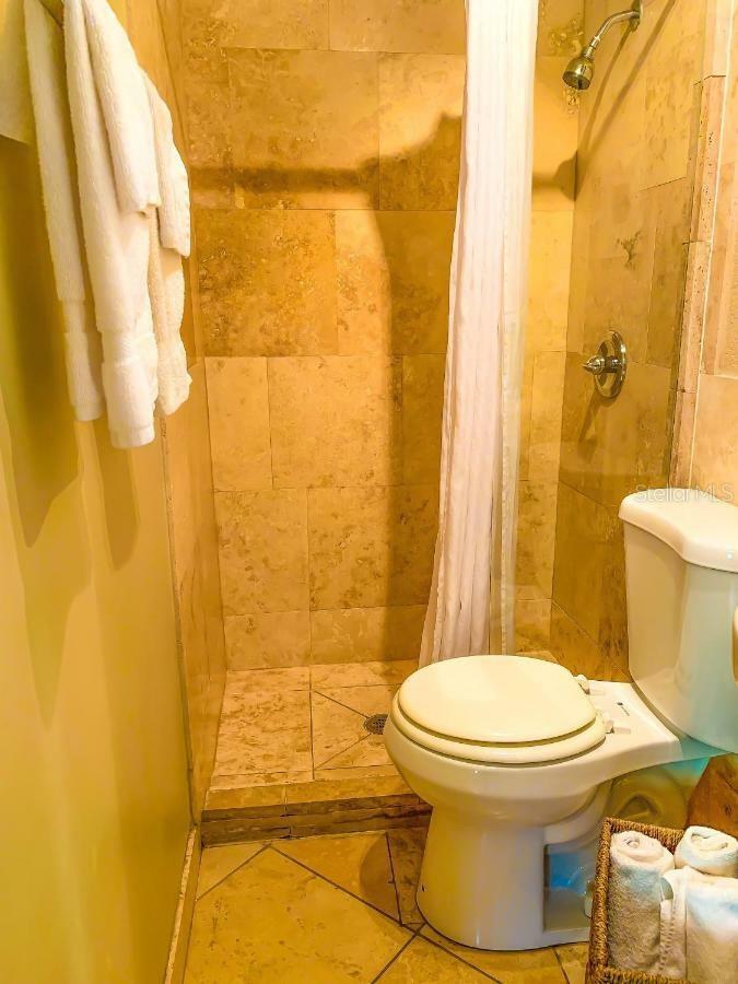 345 HAMDEN DR, CLEARWATER BEACH, FL — photo 8