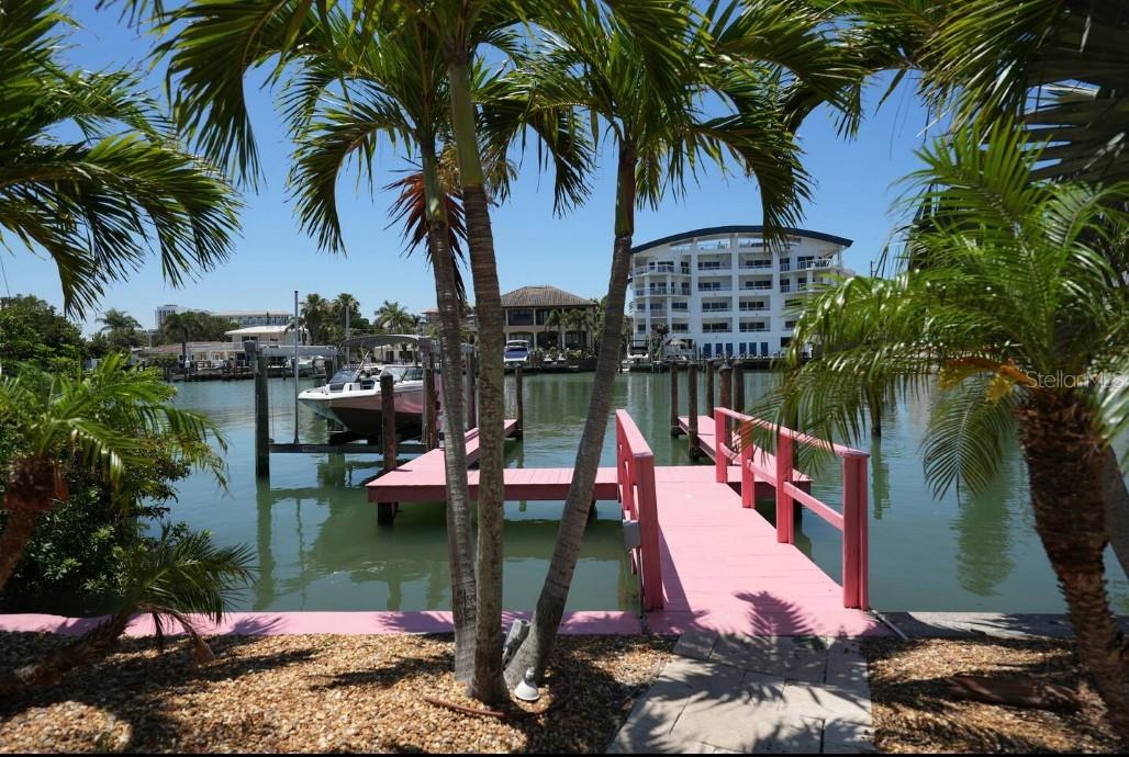 345 HAMDEN DR, CLEARWATER BEACH, FL — photo 9