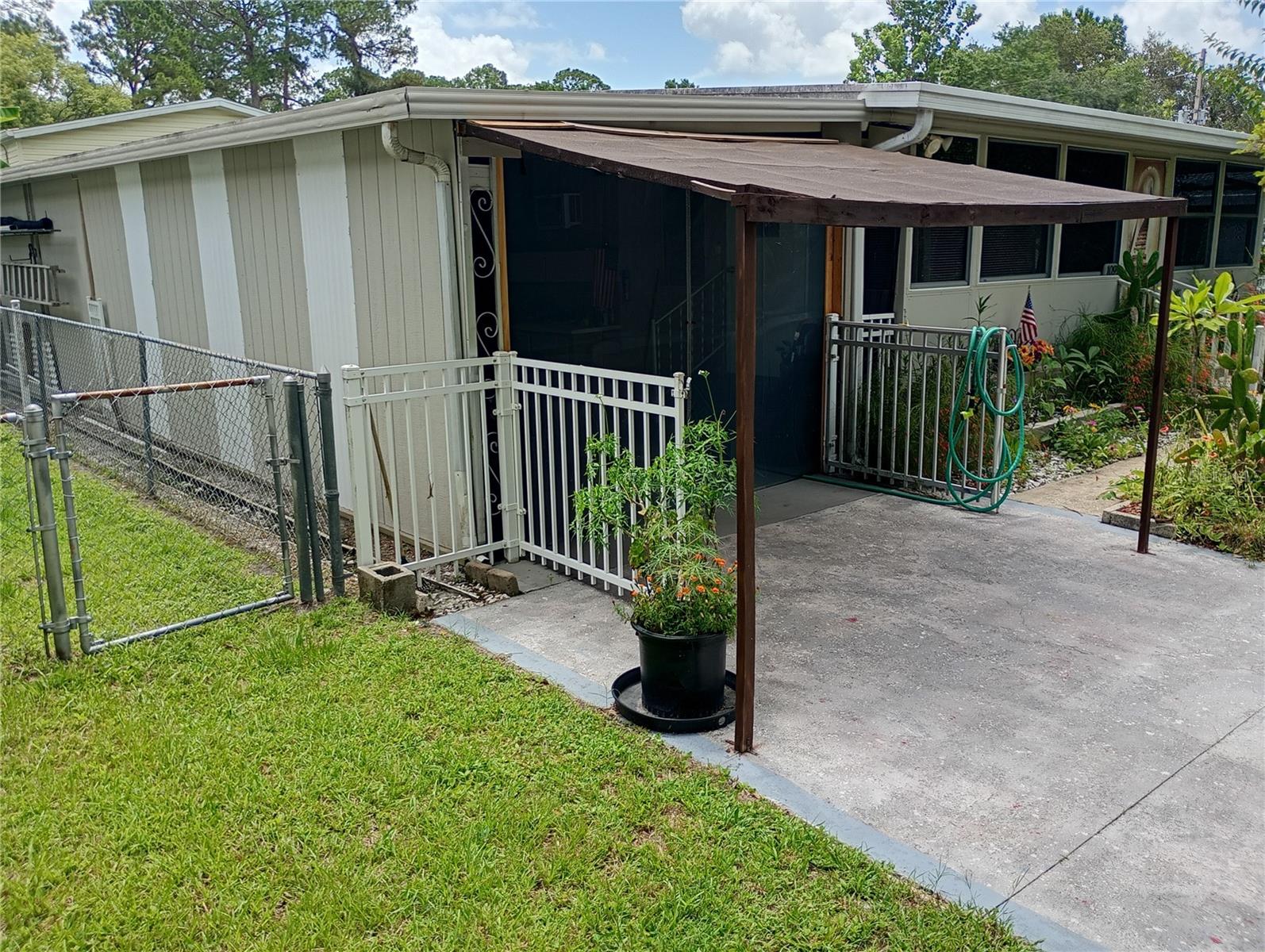 109 FERN DR, DEBARY, FL — photo 2