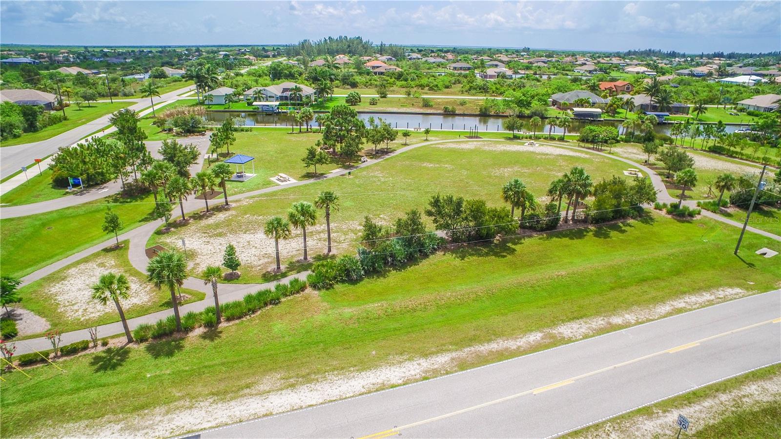 9386 BLUEGILL CIR, PORT CHARLOTTE, FL — photo 11