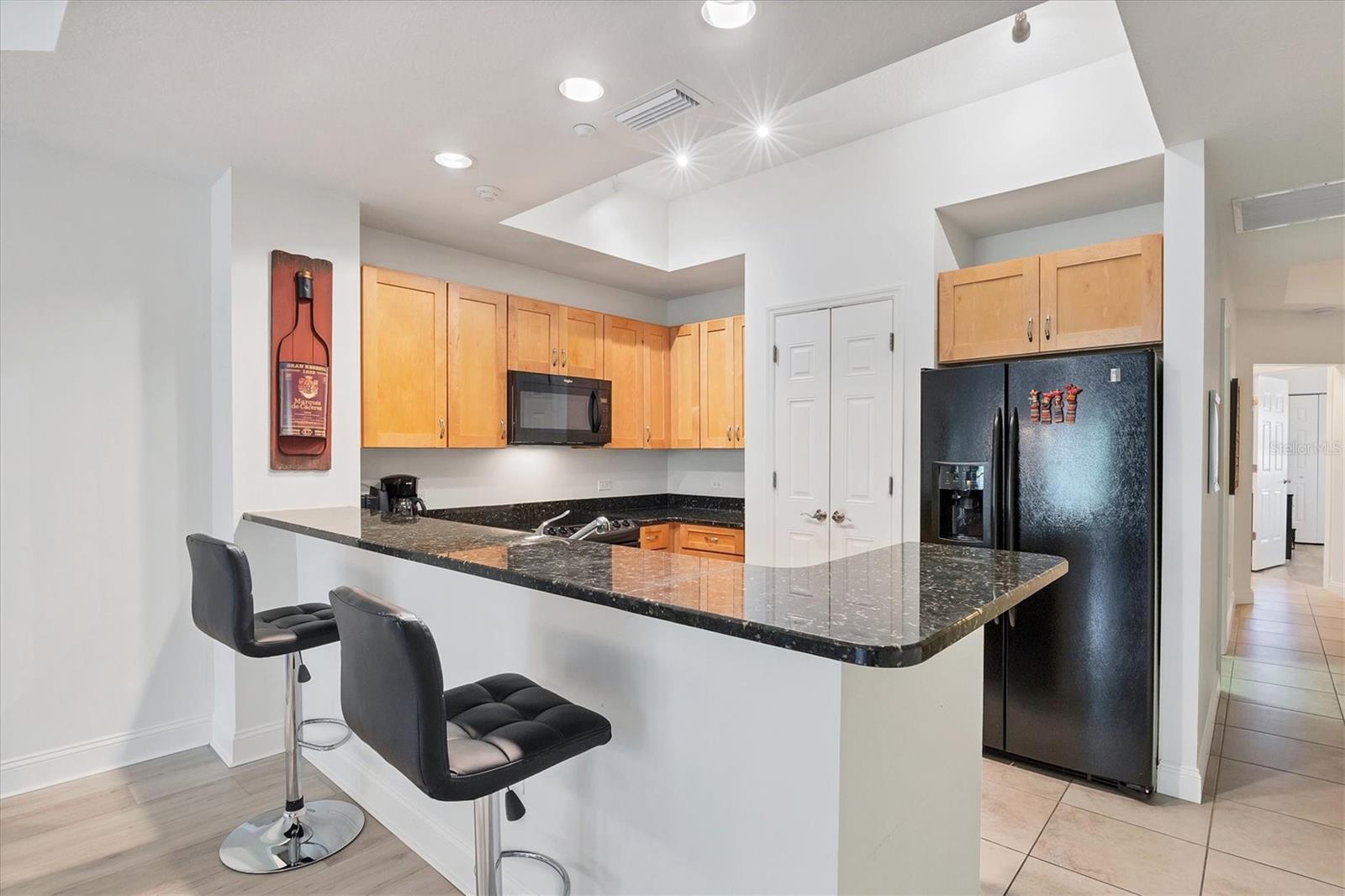 7710 LAKE VISTA CT #205, LAKEWOOD RANCH, FL — photo 17