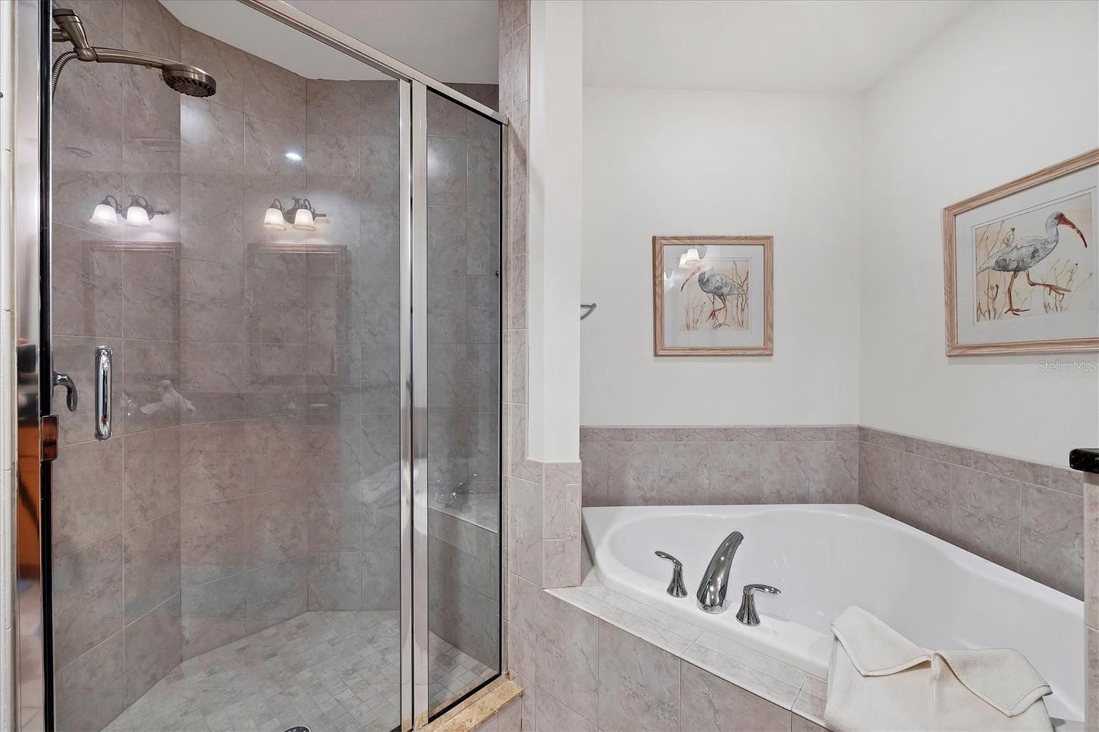 7710 LAKE VISTA CT #205, LAKEWOOD RANCH, FL — photo 28