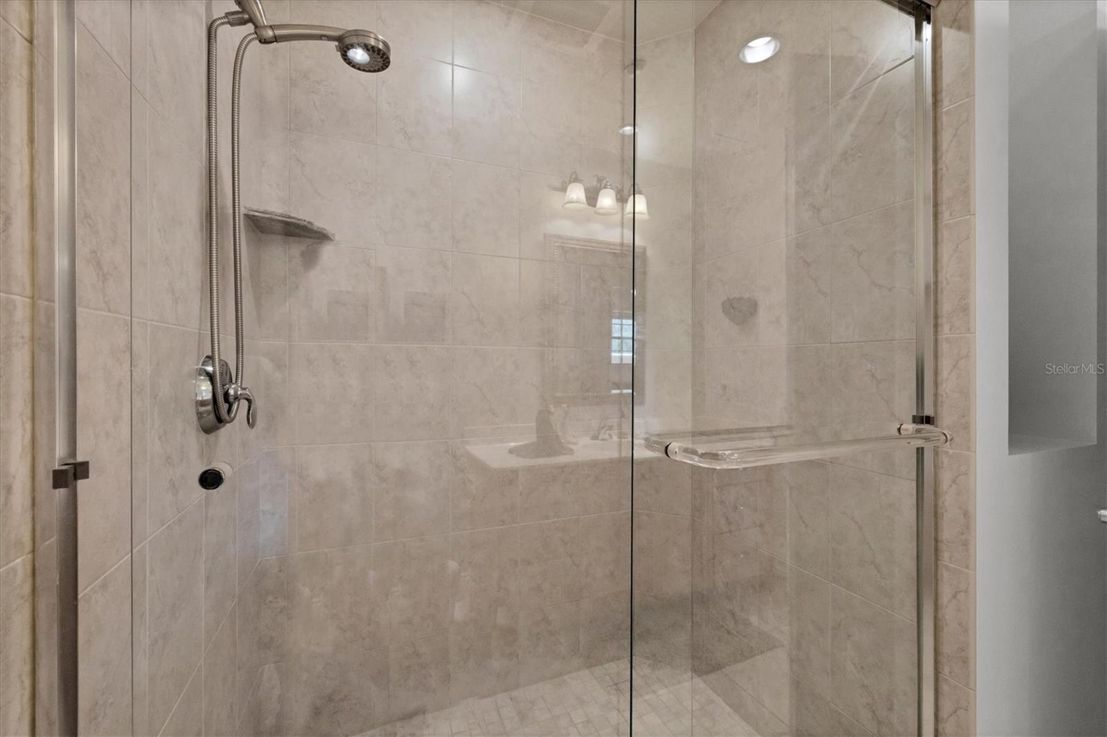 7710 LAKE VISTA CT #205, LAKEWOOD RANCH, FL — photo 29