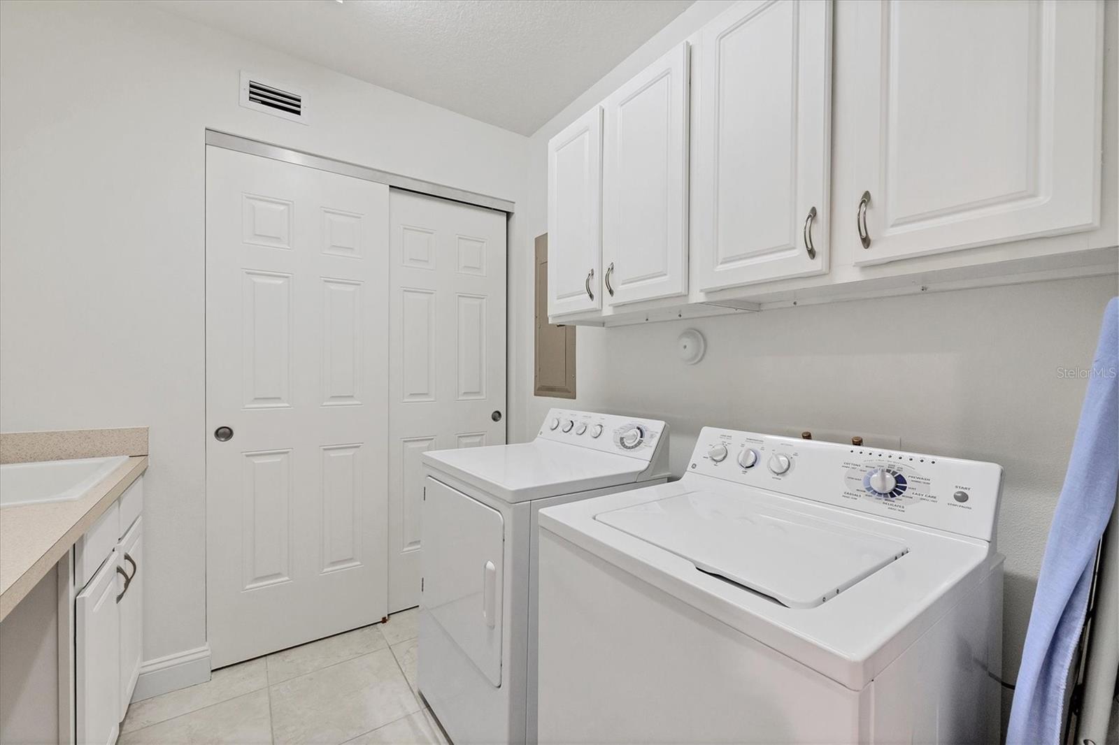 7710 LAKE VISTA CT #205, LAKEWOOD RANCH, FL — photo 36