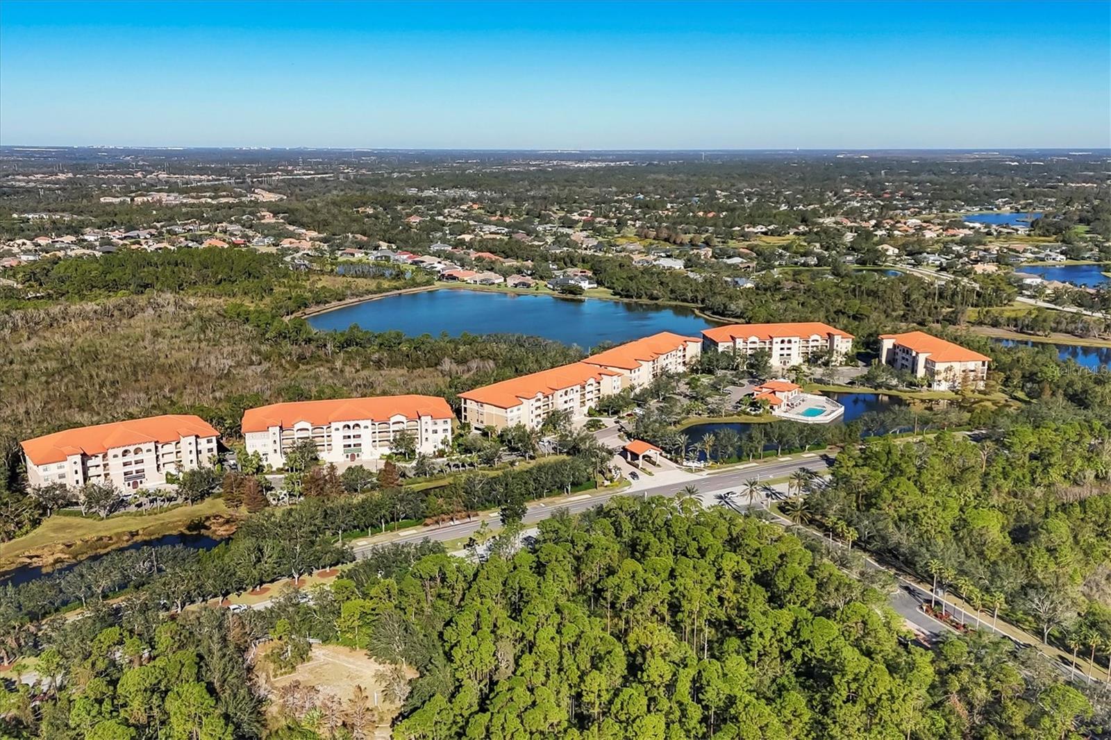 7710 LAKE VISTA CT #205, LAKEWOOD RANCH, FL — photo 11
