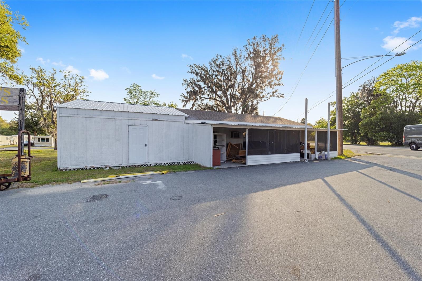 6221 SE 110TH ST, BELLEVIEW, FL — photo 9