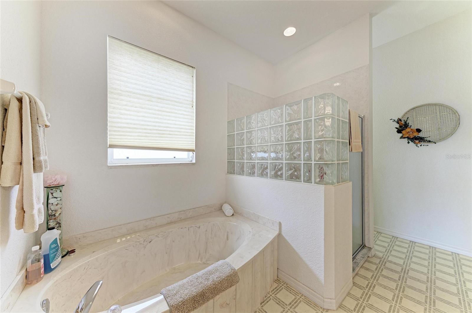 10640 AYEAR RD, PORT CHARLOTTE, FL — photo 30