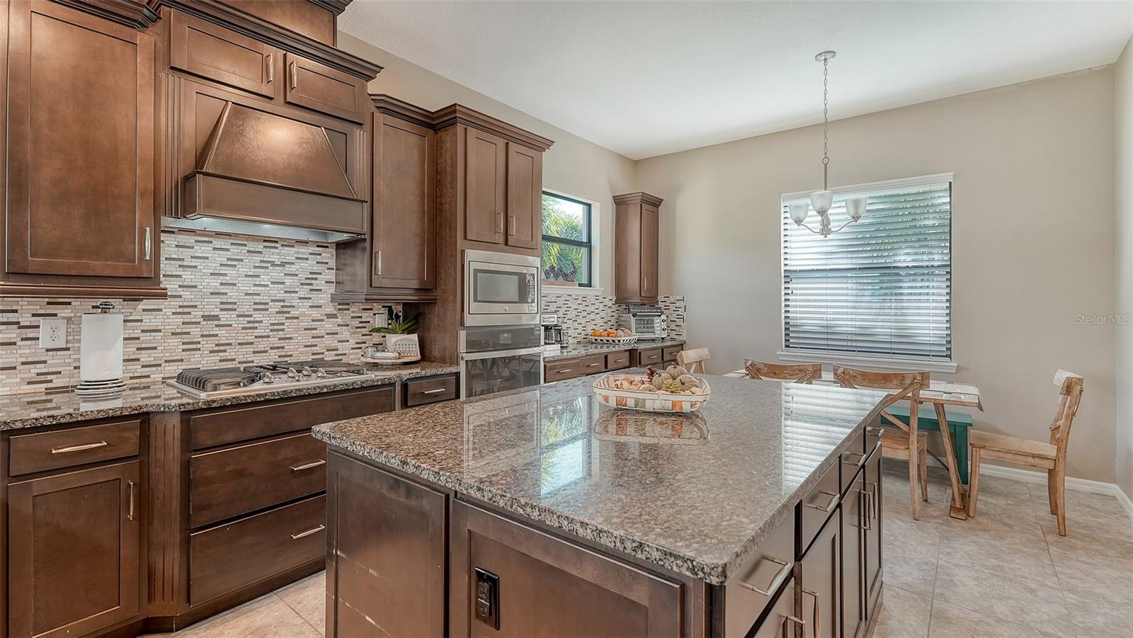 5723 TITLE ROW DR, BRADENTON, FL — photo 13
