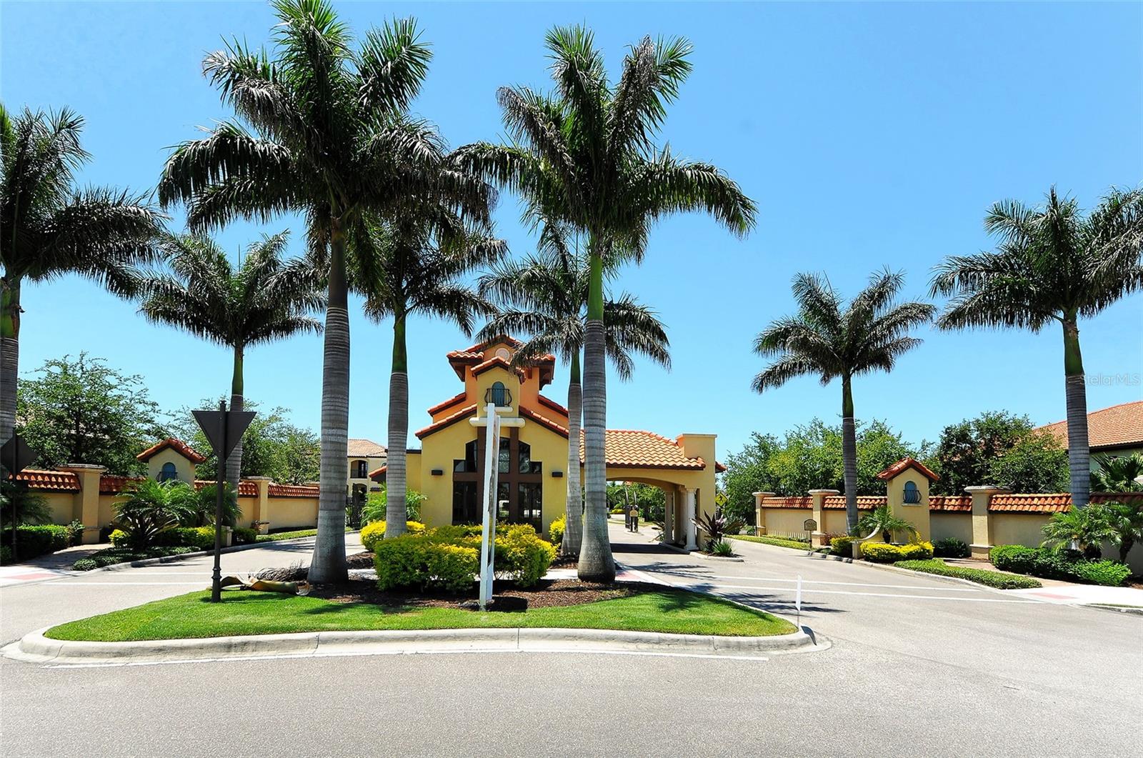 5723 TITLE ROW DR, BRADENTON, FL — photo 40