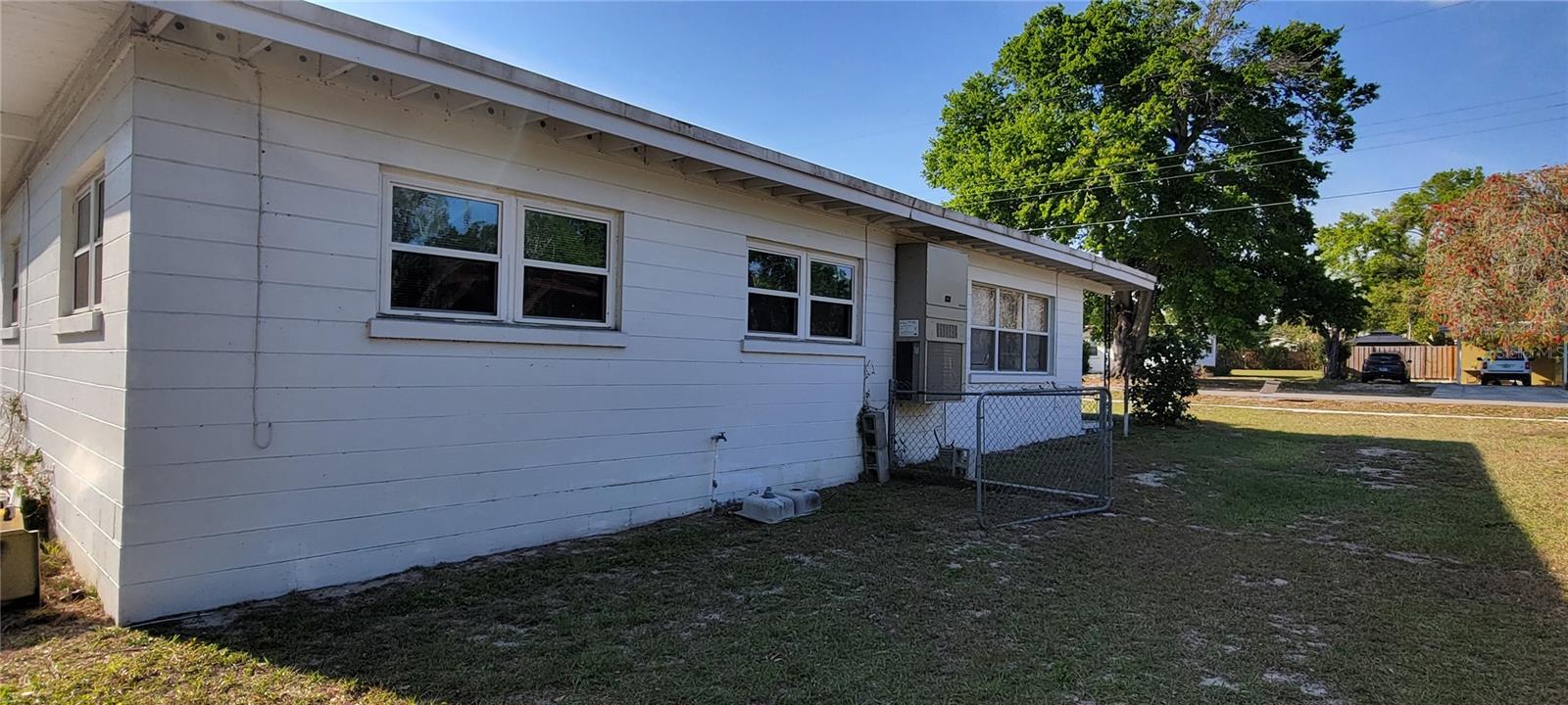 1540 AVENUE C NE, WINTER HAVEN, FL — photo 4