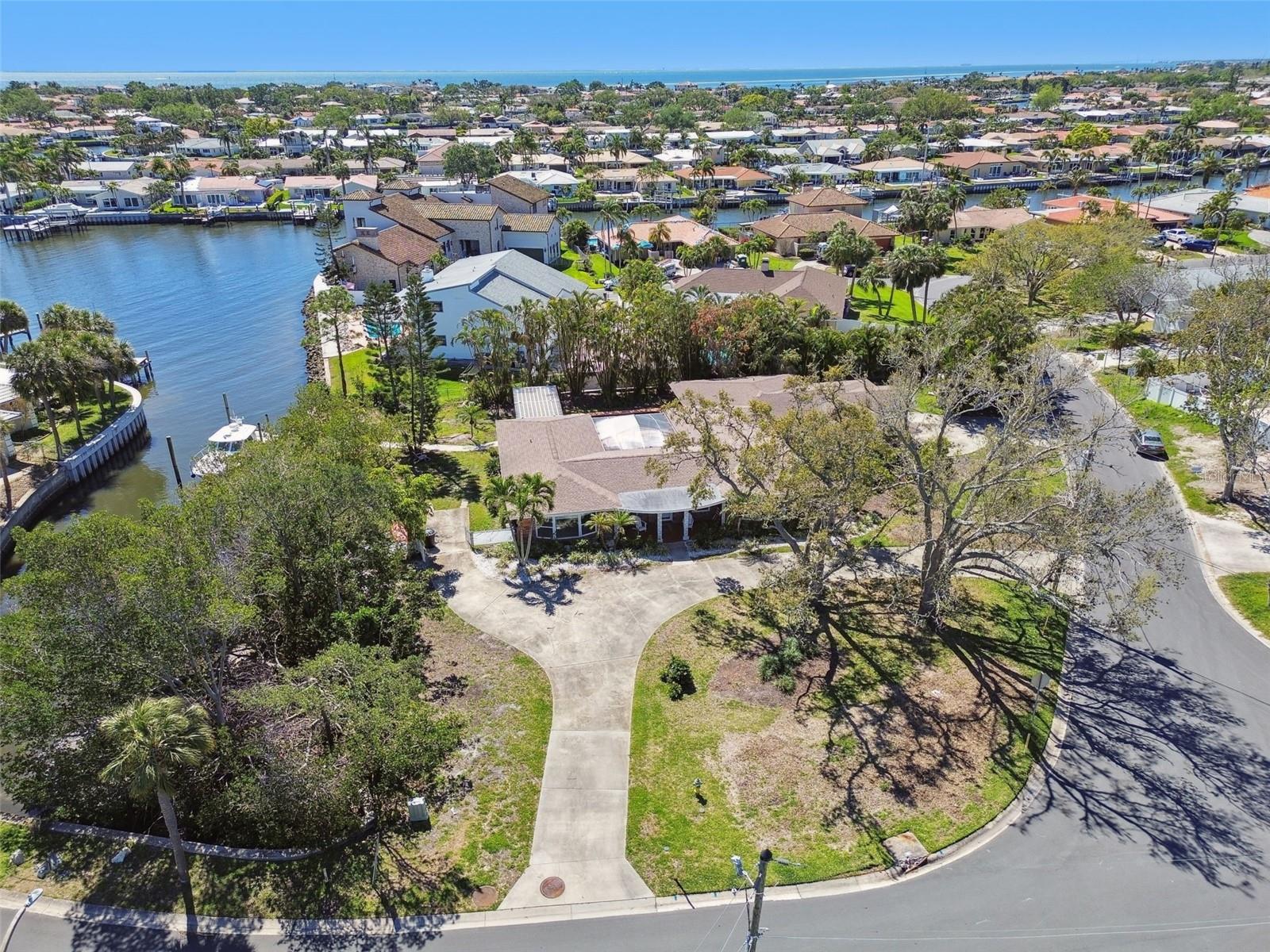 2180 BAYOU GRANDE BLVD NE, ST PETERSBURG, FL