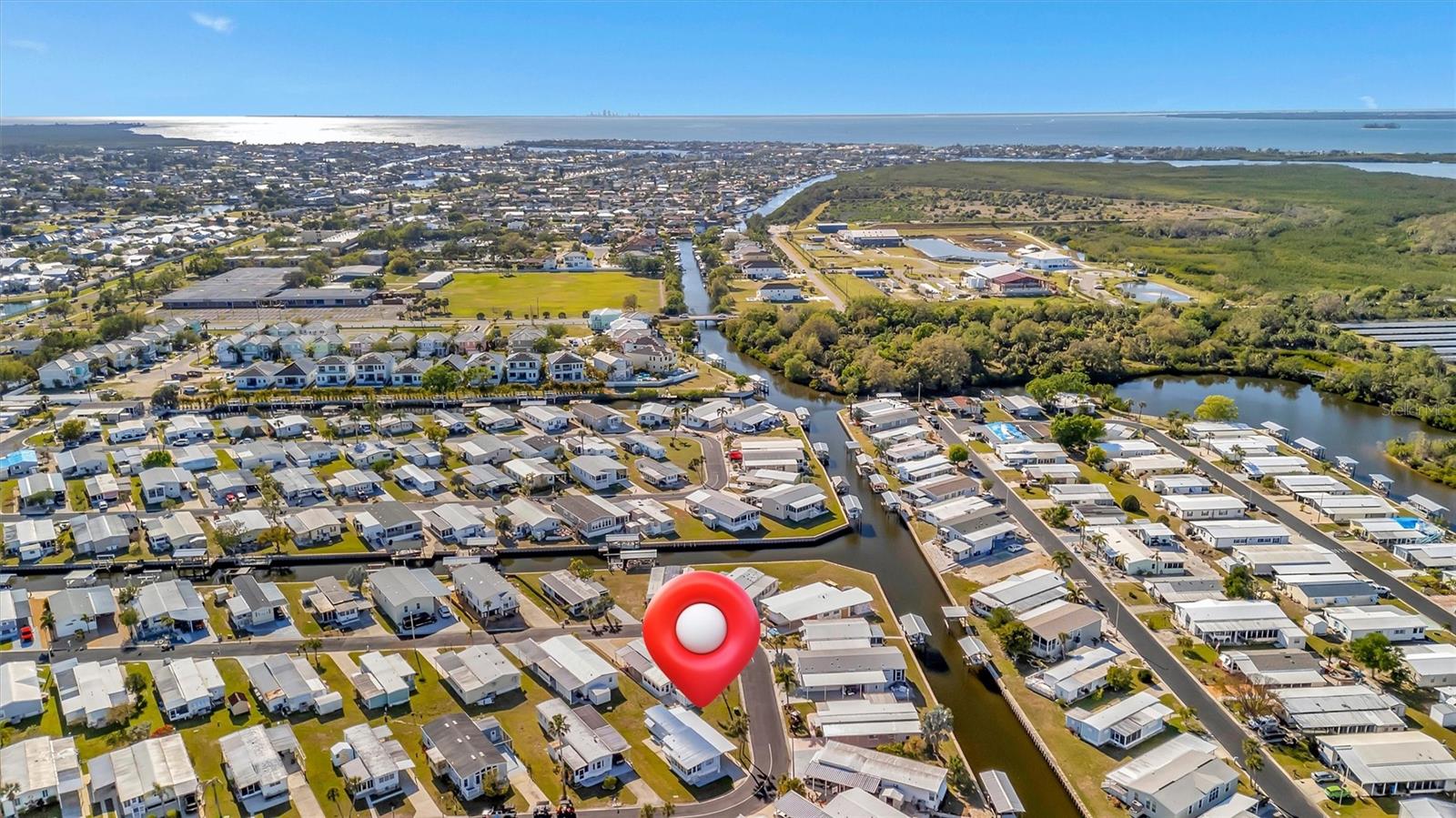 128 E SAINT JOHNS WAY, APOLLO BEACH, FL — photo 2