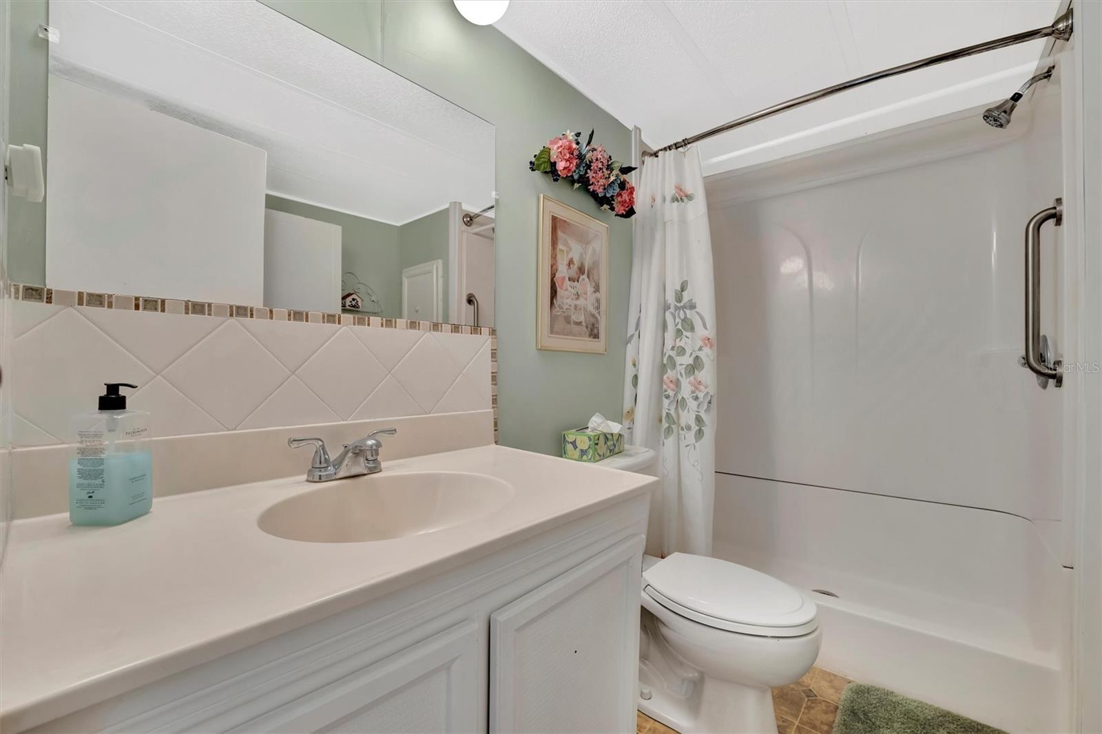 128 E SAINT JOHNS WAY, APOLLO BEACH, FL — photo 28