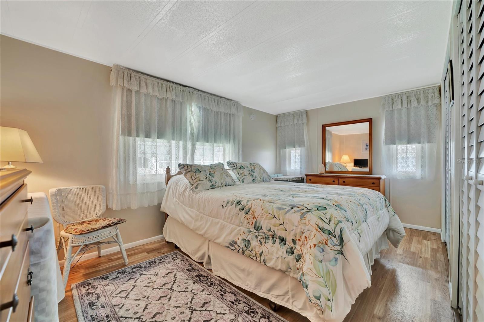 128 E SAINT JOHNS WAY, APOLLO BEACH, FL — photo 29